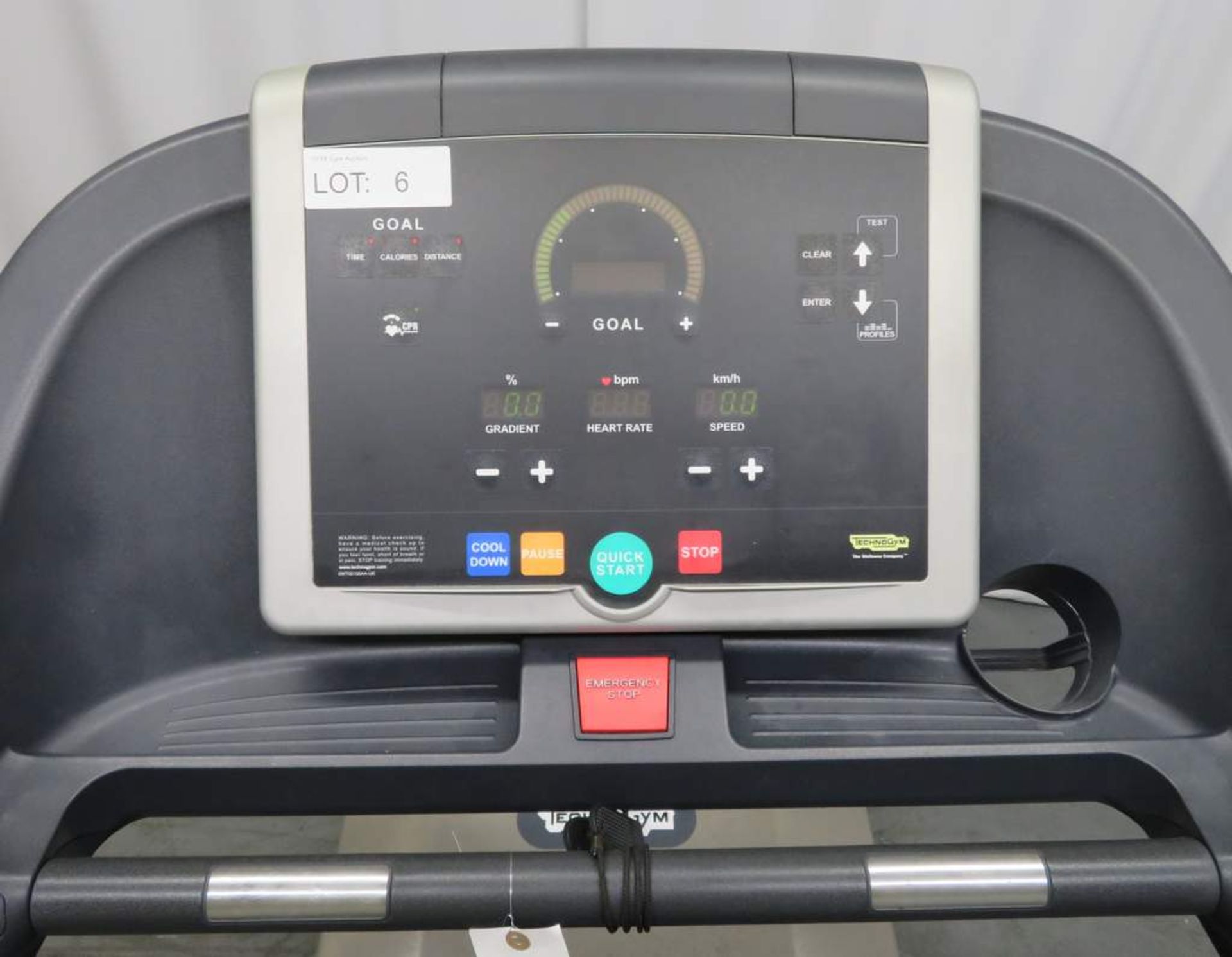 Technogym Model: Run 500 Treadmill. - Image 4 of 8