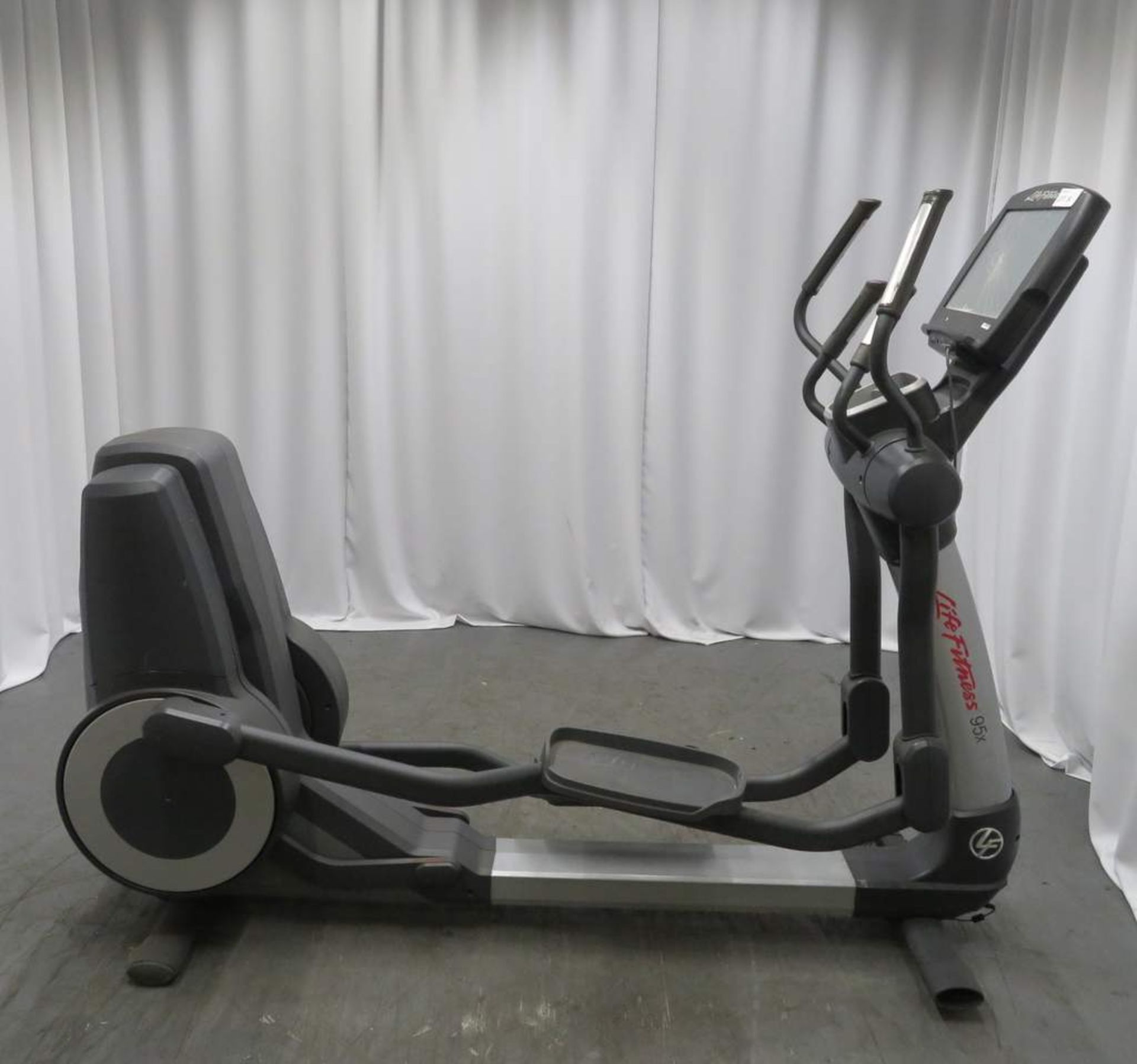 Life Fitness, Model: 95x, Elliptical Trainer. - Image 2 of 10