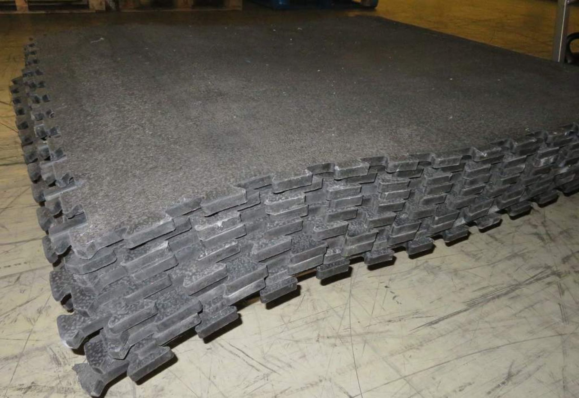 10x Heavy Duty Gym Floor Mats. - Image 2 of 2