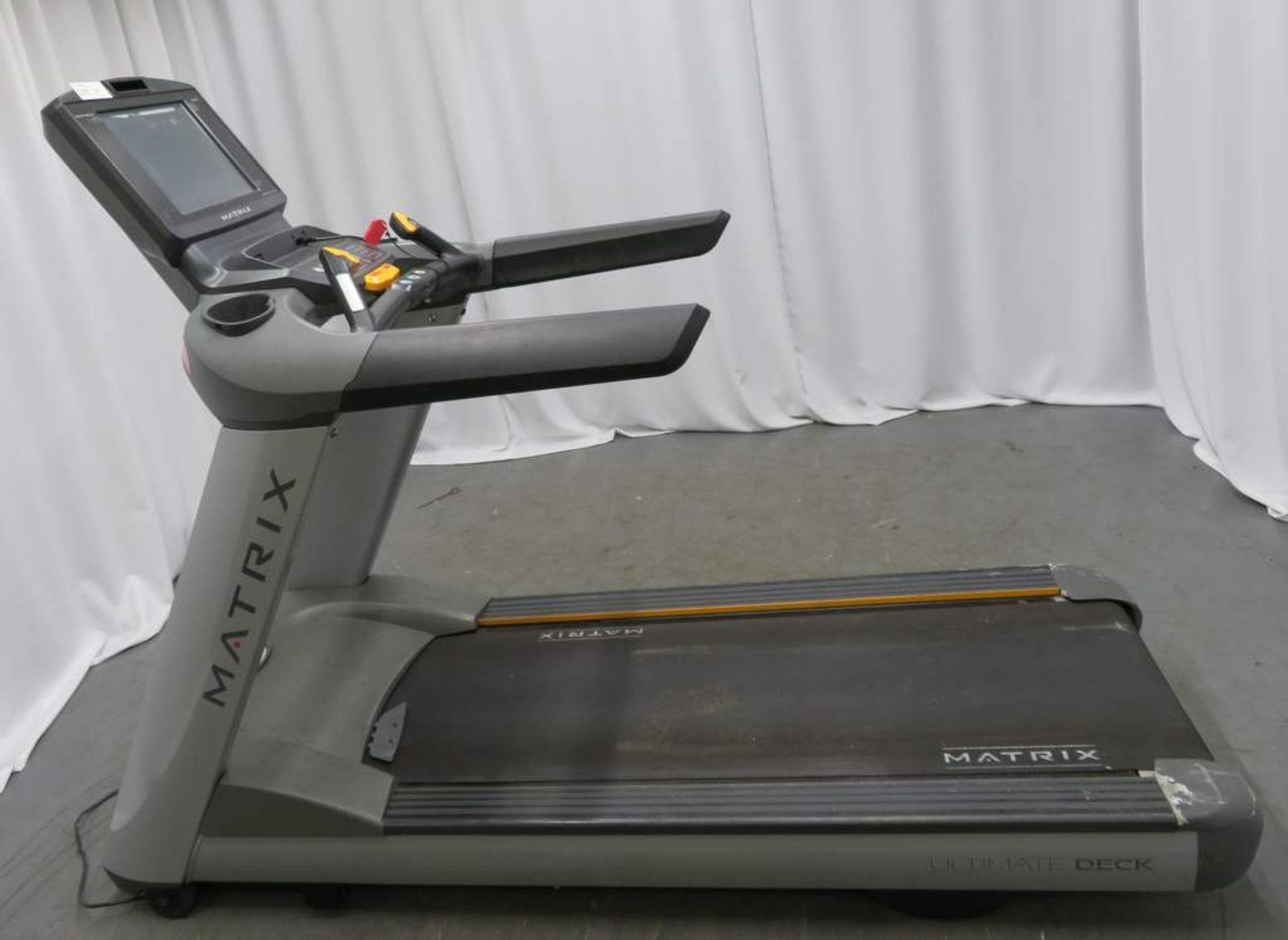 Matrix Model: T-5x/7x, Treadmill. - Image 2 of 9