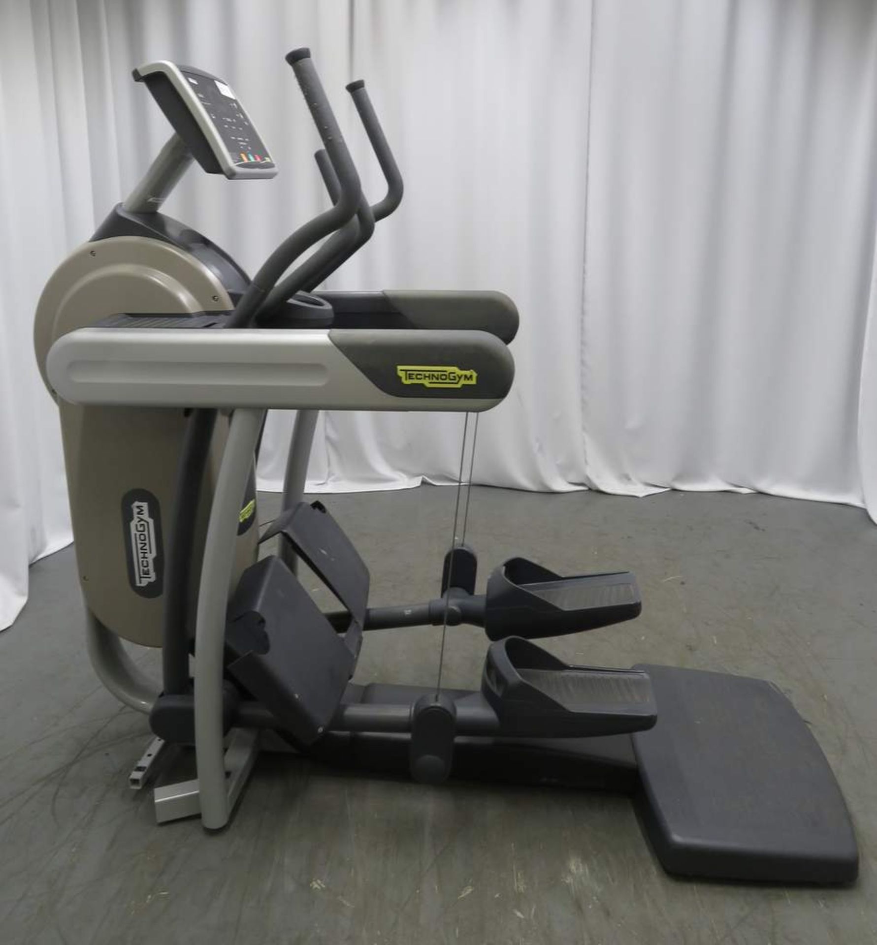 Technogym Model: Vario Excite 500SP. - Image 2 of 9