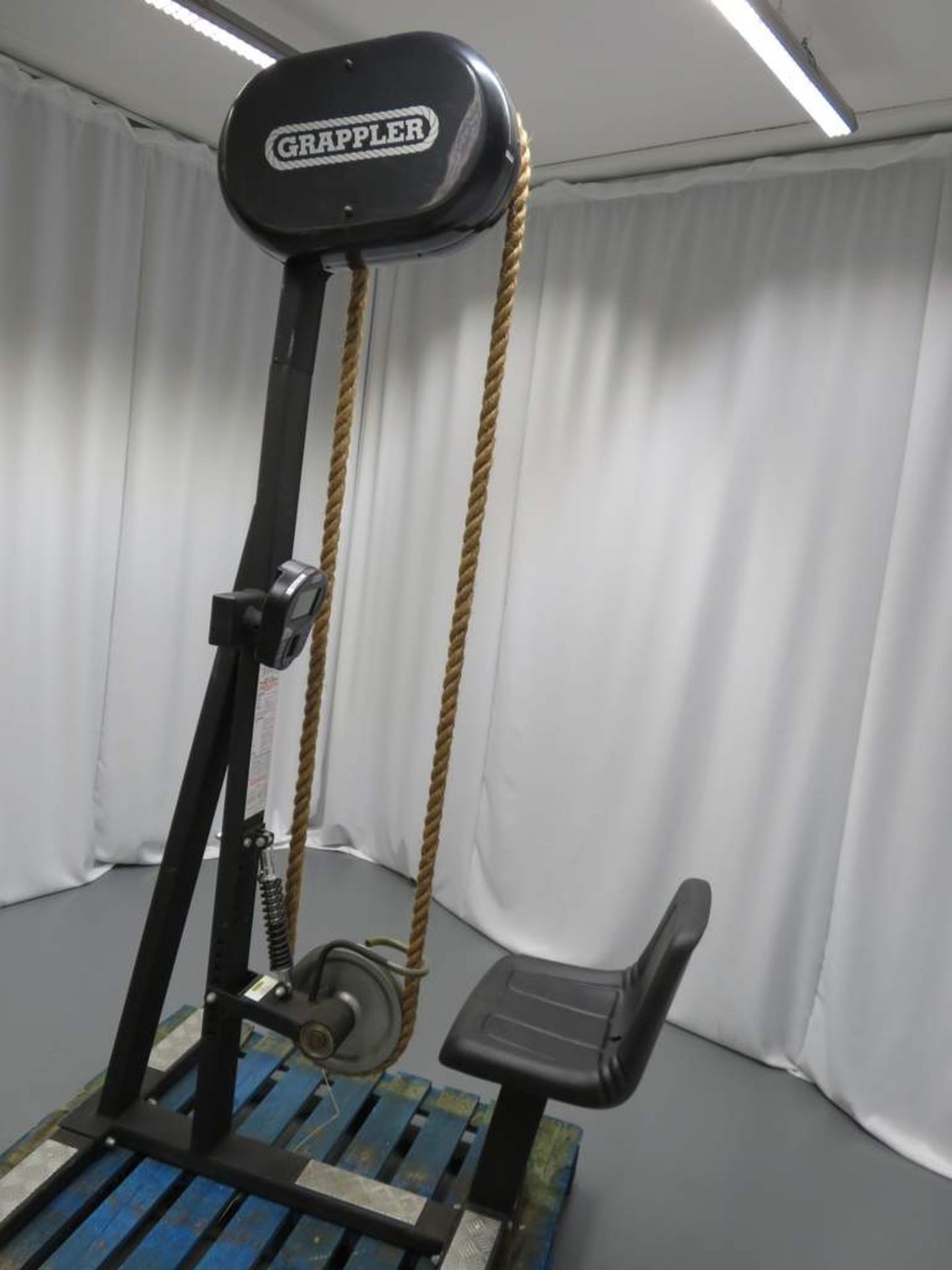 Grappler - Rope Pull Exercise Station, Self Powered Display Console. - Image 2 of 9