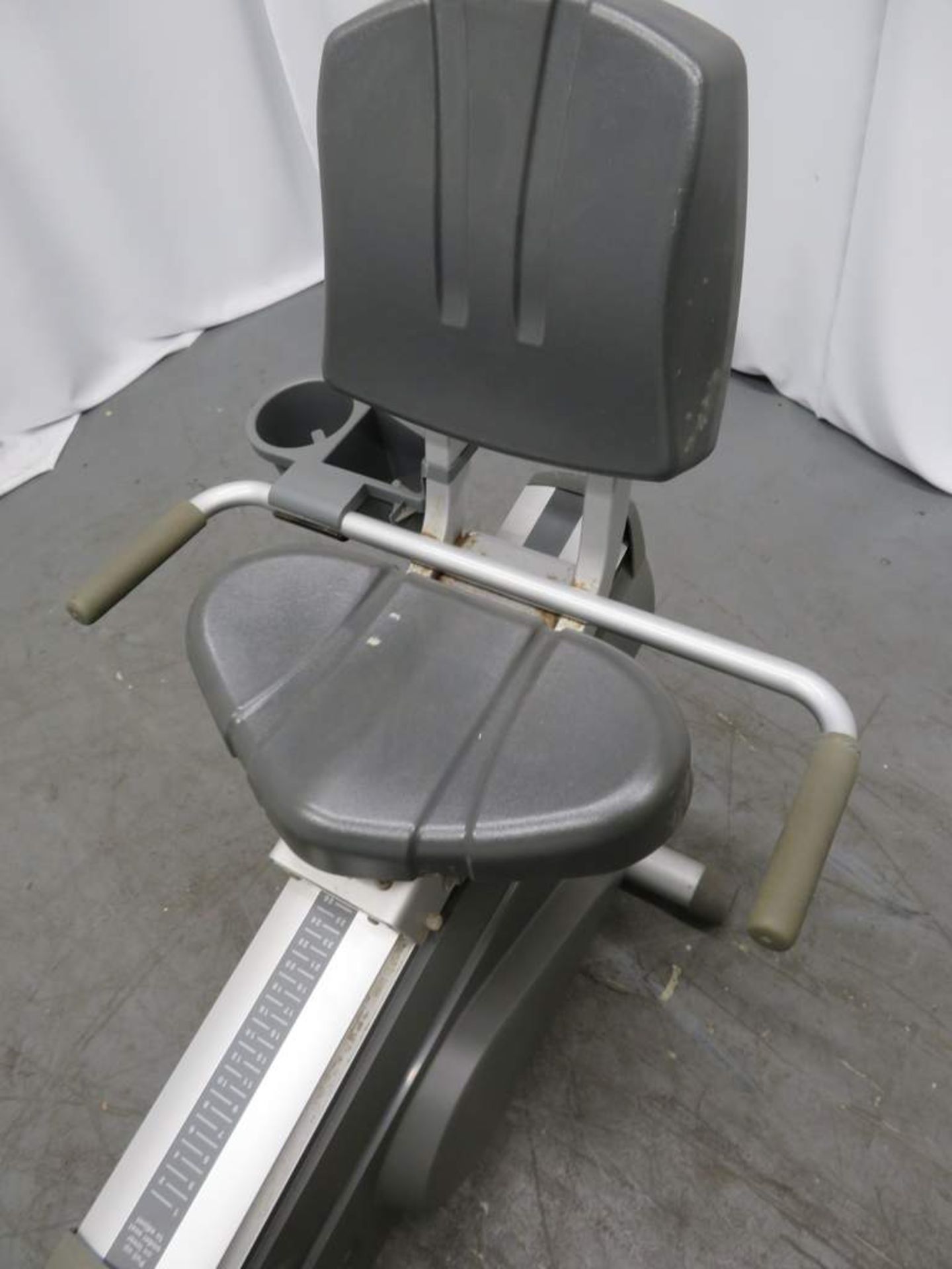 Life Fitness, Model: 93R, Recumbent Exercise Bike. - Image 4 of 7