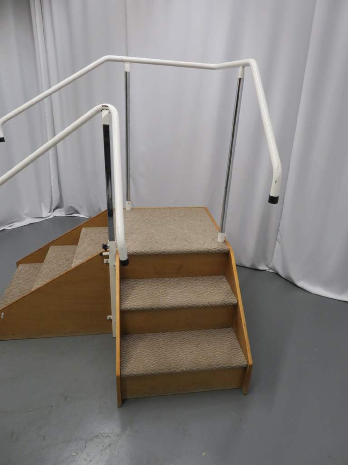 Rehabilitation Stair Case Assembly. - Image 4 of 5