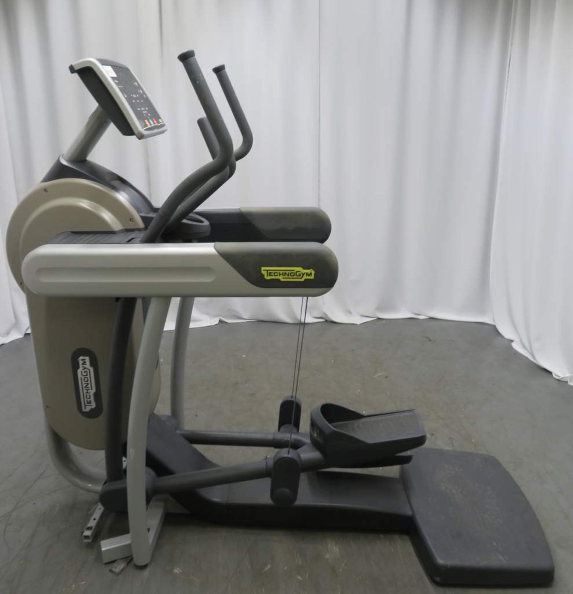 Technogym Model: Vario Excite 500SP. - Image 2 of 8