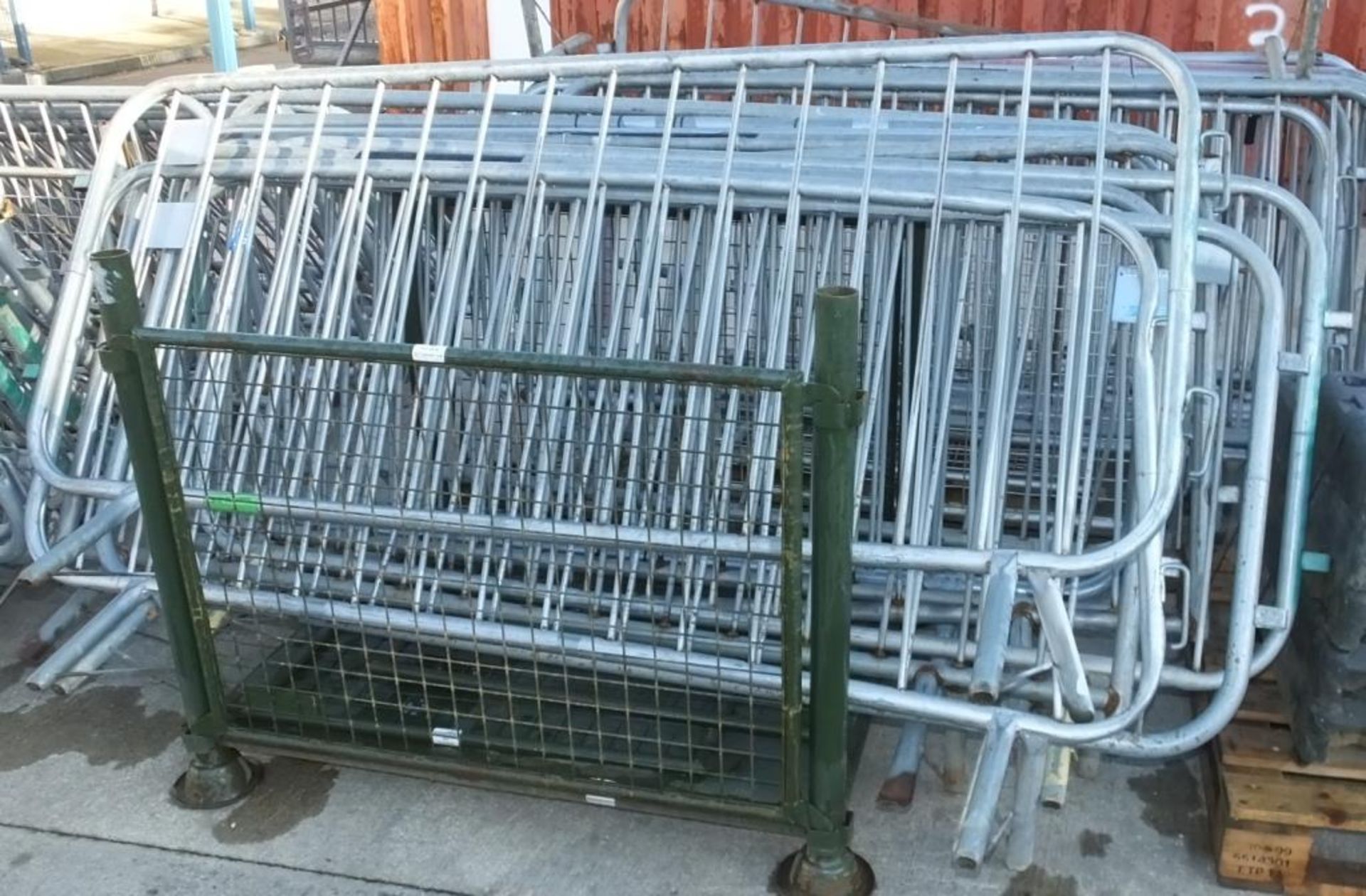 10x Freestanding Metal Barriers L2170 x H1900mm