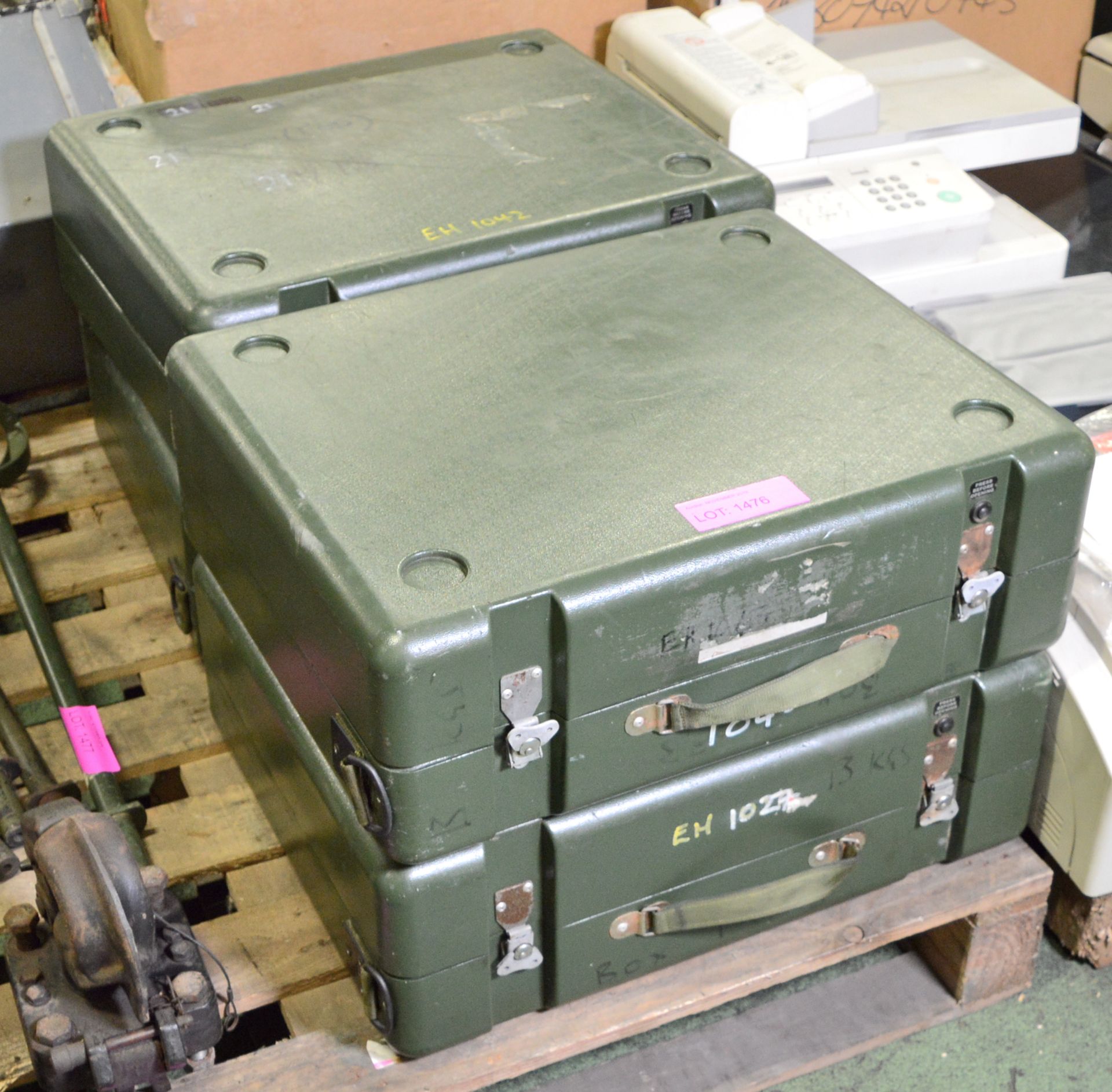 4x Ex Military Hard Cases 590 x 470 x 210mm.