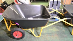 Large Garden Wheelbarrow.