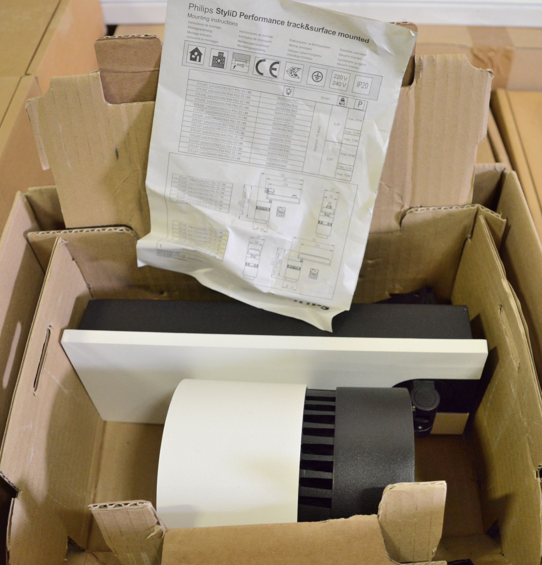 Phillips LED Track Lighting - Around 100 items in all, with 22m of track. Brand new - Been - Image 6 of 6