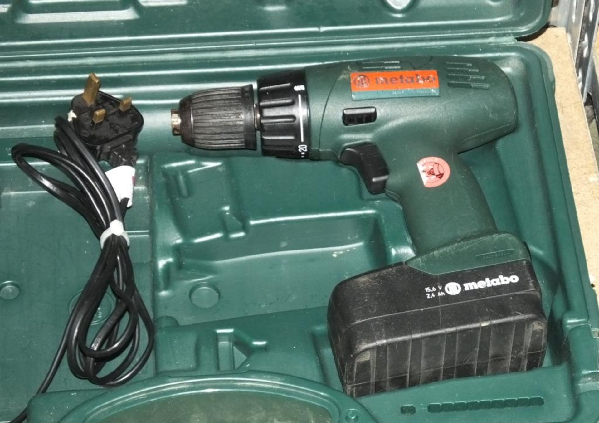 Metabo BST12 Impulse Cordless Drill + Charger + Cased - Image 2 of 2