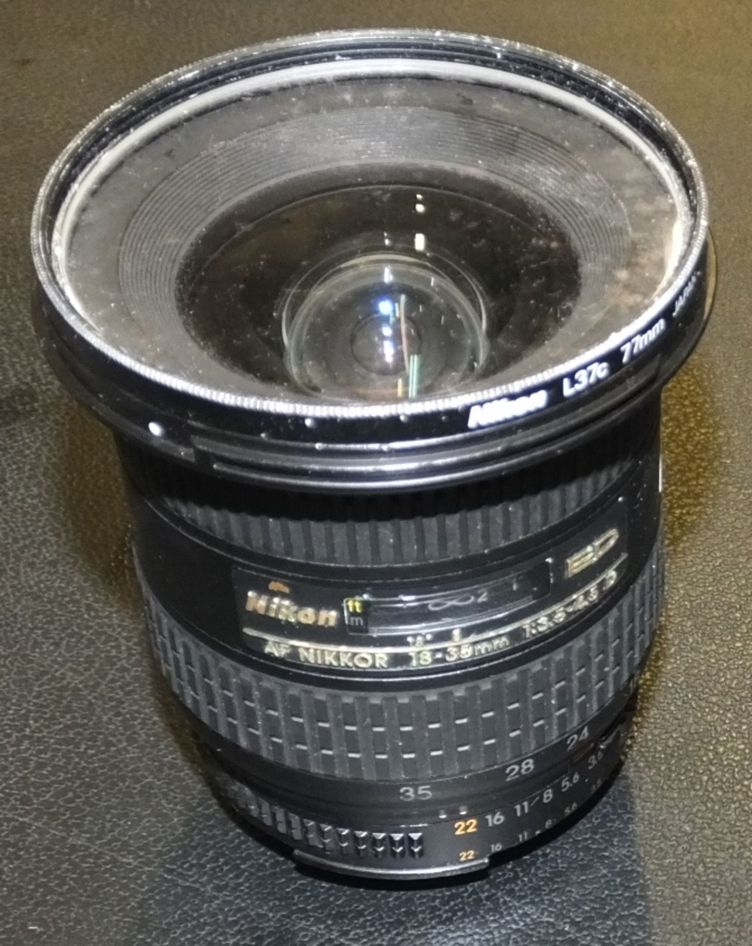 Nikon AF Nikkor 18-35mm 1:3.5-4.5D Lens
