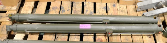 Pair of Hydraulic Rams - Approx 1290mm between fixing centres.
