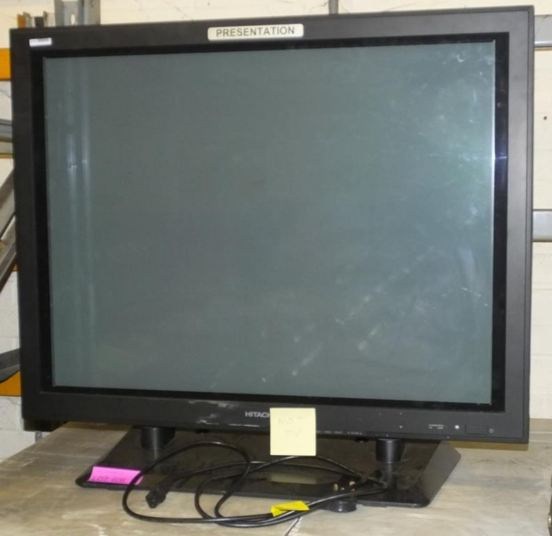 Hitachi Monitor - COLLECTION ONLY