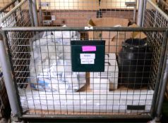 Lab Equipment, Pop-Up Rack, Plastic Cap Container.