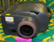 Infocus LitePro 720 LCD Projector