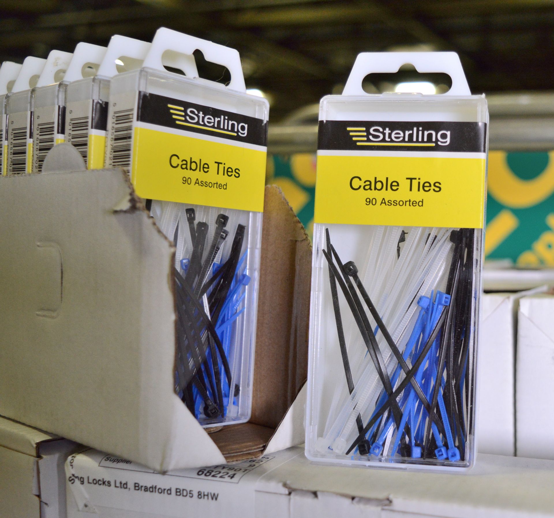 135x Packs of Cable Ties. - Image 2 of 2