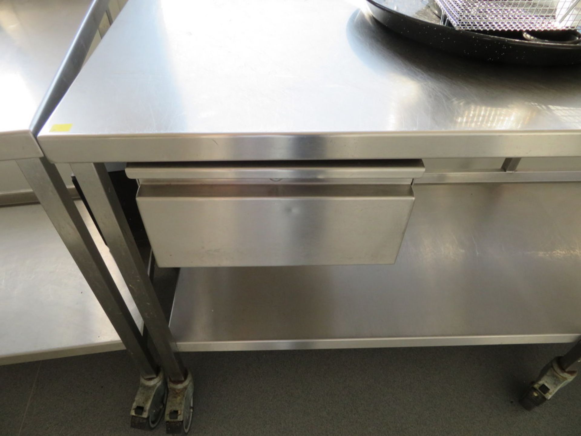 MOBILE STAINLESS STEEL PREP TABLE WITH SPLASHBACK, UNDERTIER AND DRAWER - Image 2 of 2