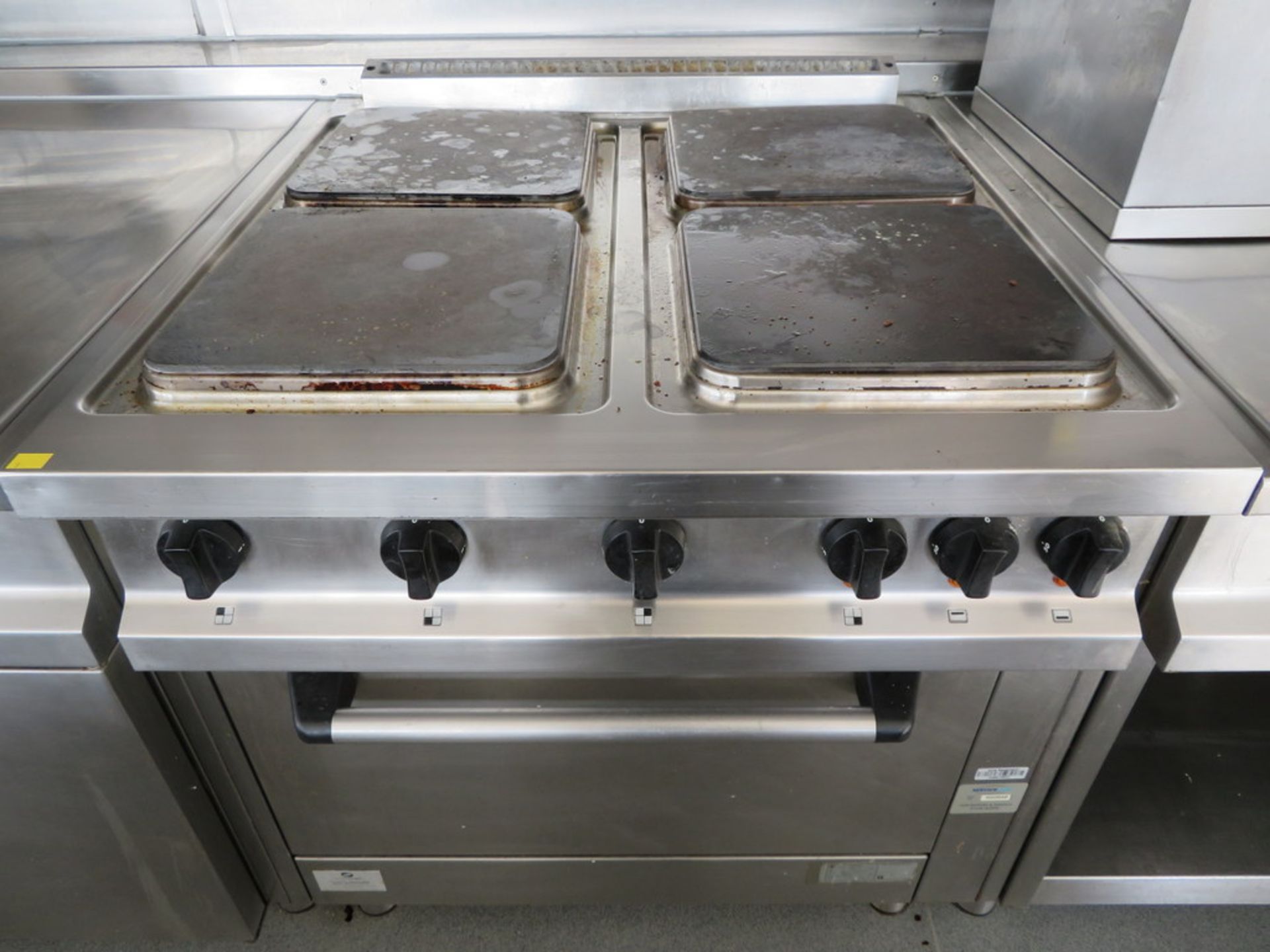 EXCLUSIVE RANGES MODEL EHE 80 STAINLESS STEEL COMMERCIAL COOKING RANGE - Image 3 of 10