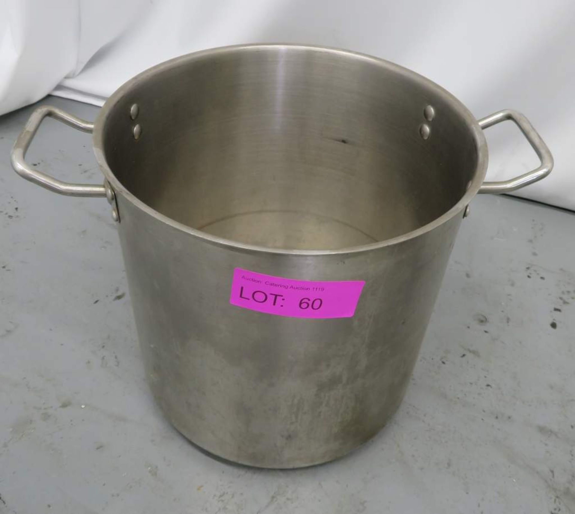 Cooking Pot With Handles. - Image 2 of 2