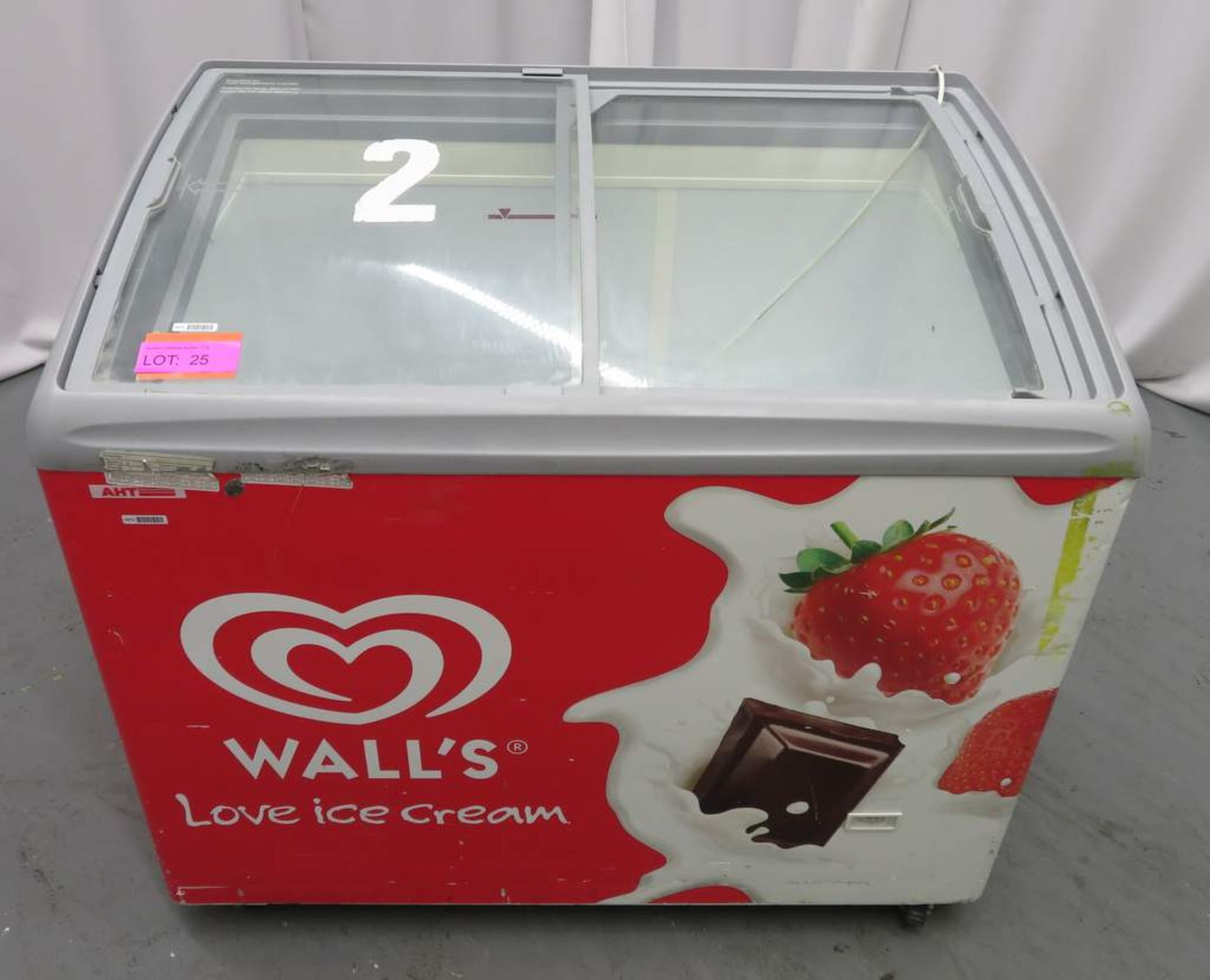 Walls Ice Cream Chiller. Dimensions: 1000x650x880mm (LxWxH) - Image 2 of 7