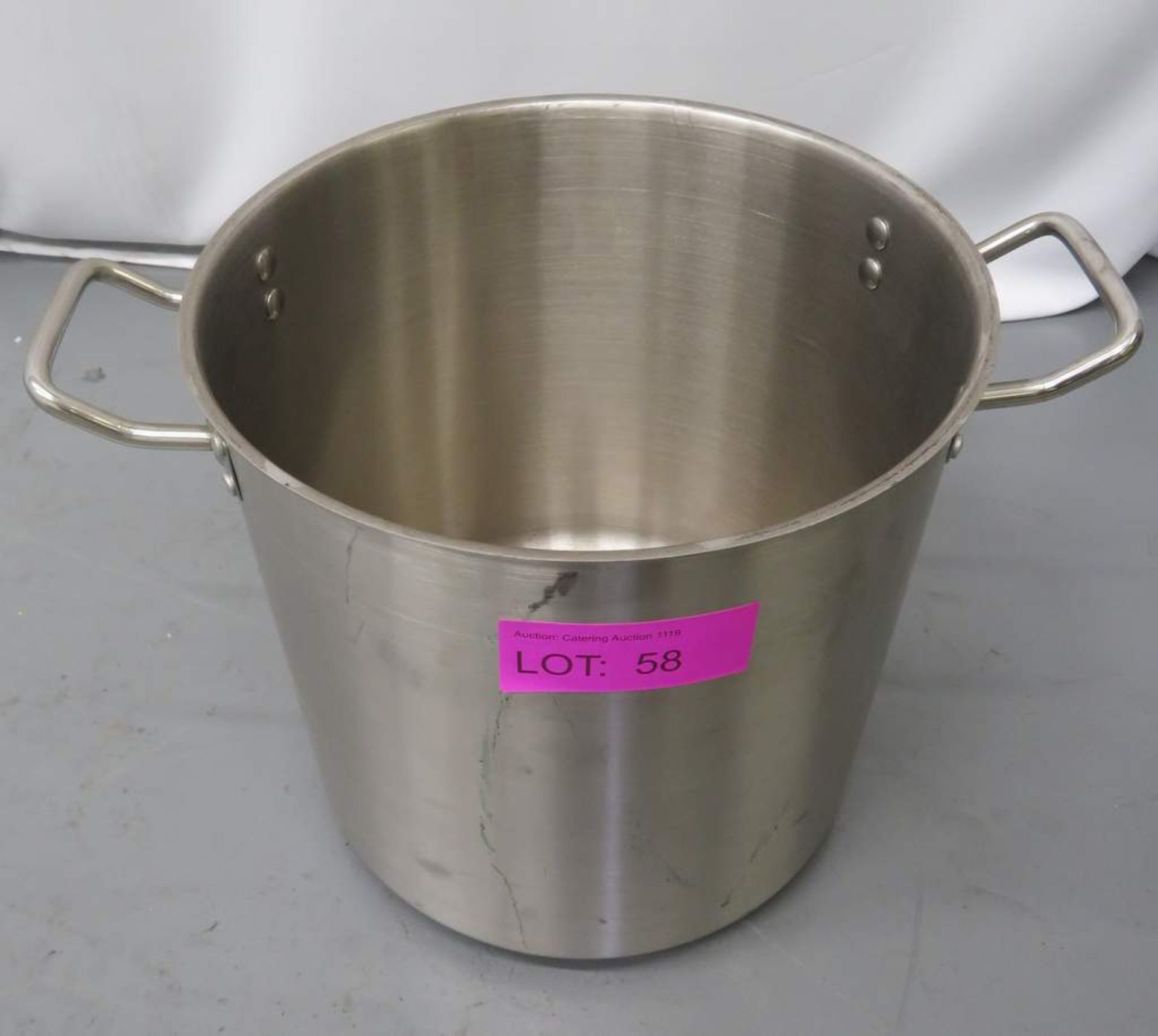 Cooking Pot With Handles. - Image 2 of 2