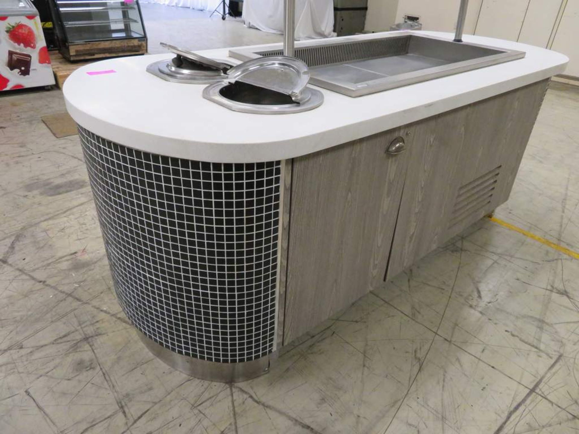 Bain Marie Heated Serving/Display Counter. - Image 8 of 11