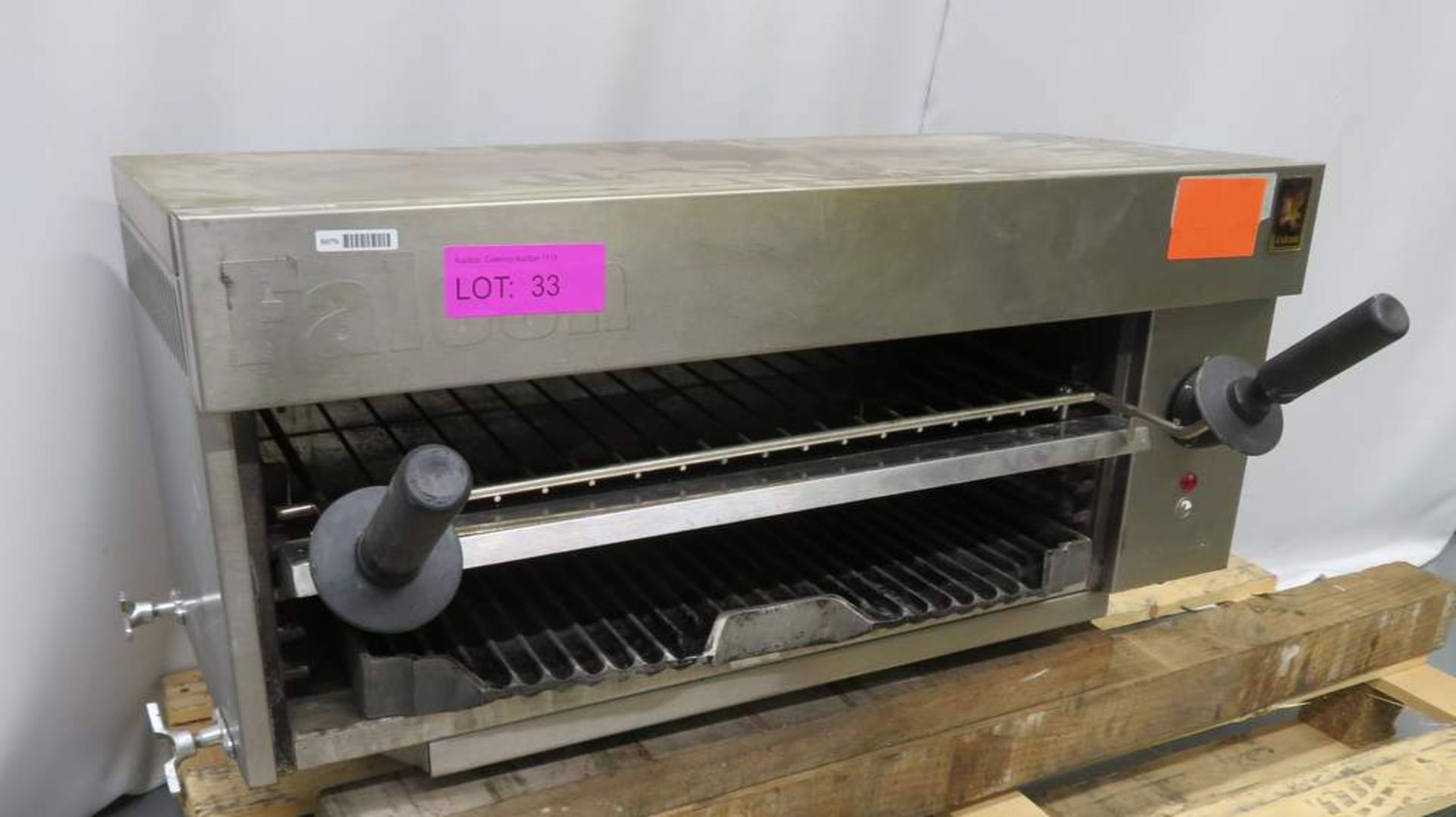 Falcon Single Electric Grill. Dimensions: 800x650x540mm (LxWxH)