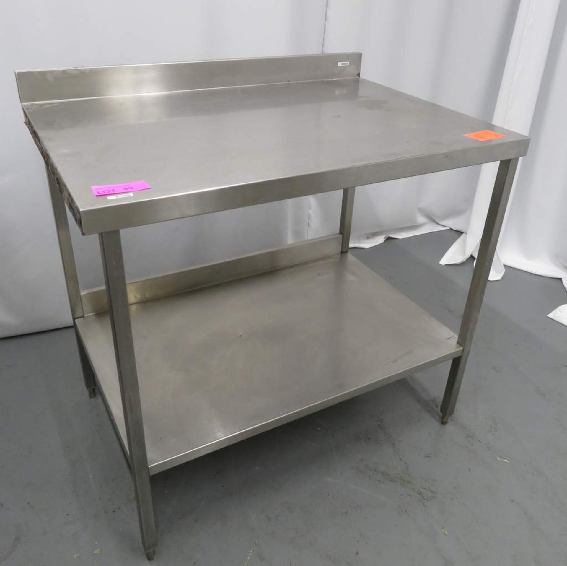 Stainless Steel Preparation Table. Dimensions: 1000x700x910mm (LxWxH)