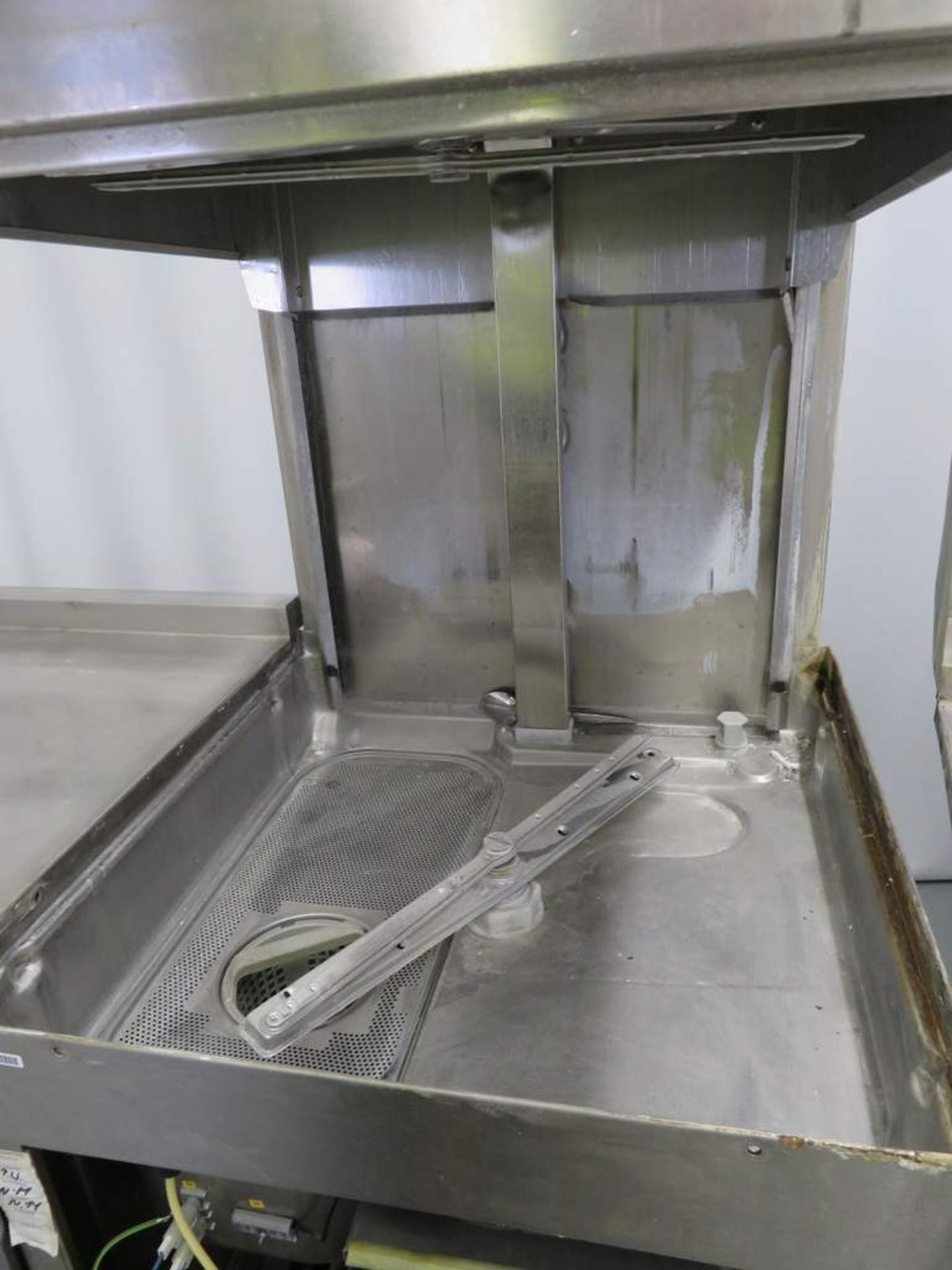 Hobart Dish Washer Complete With Sink & Drainer Table. Dimension: 720x840x1500mm (LxWxH) - Image 6 of 11