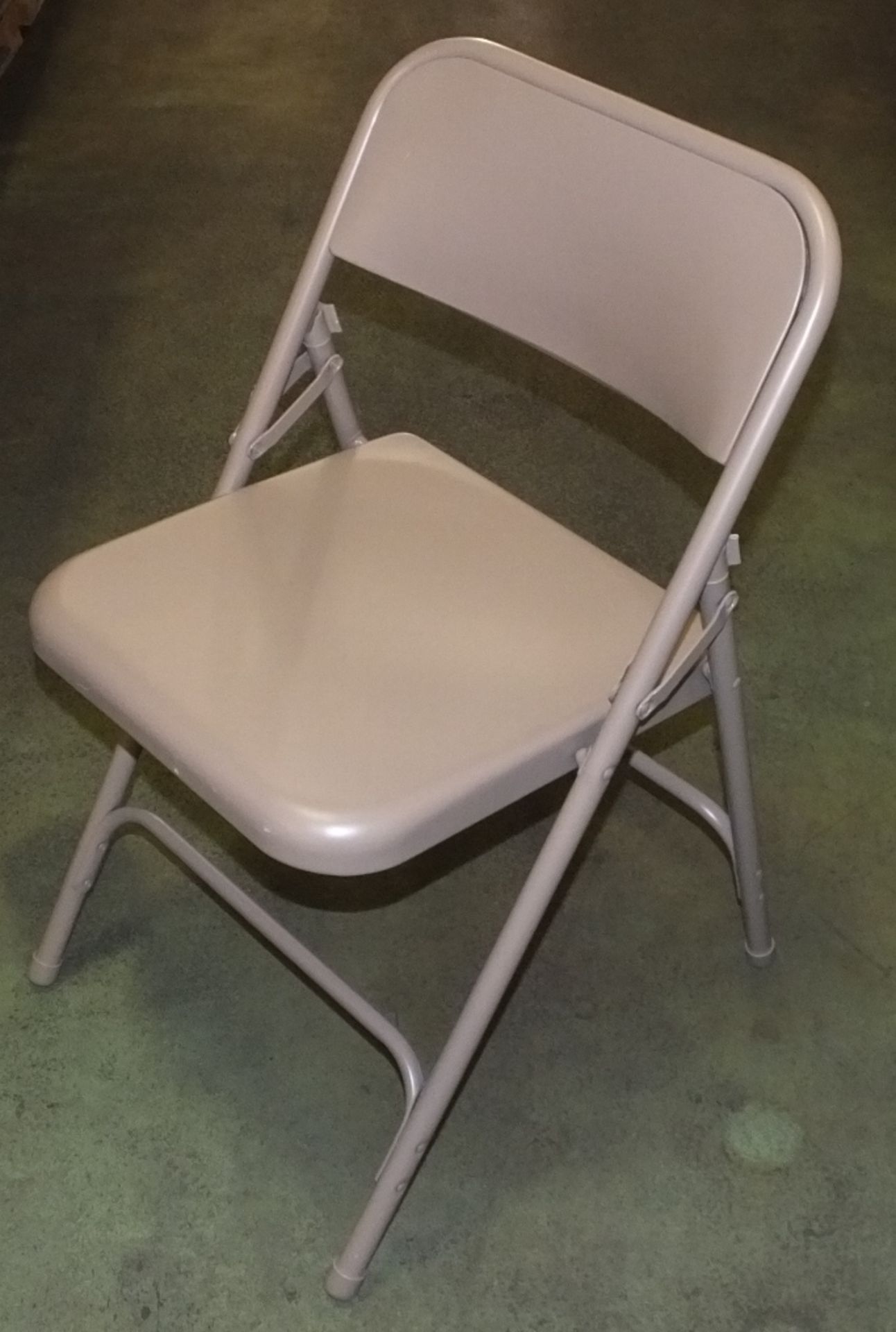 18x Folding Metal Chairs - Brown - Image 2 of 2