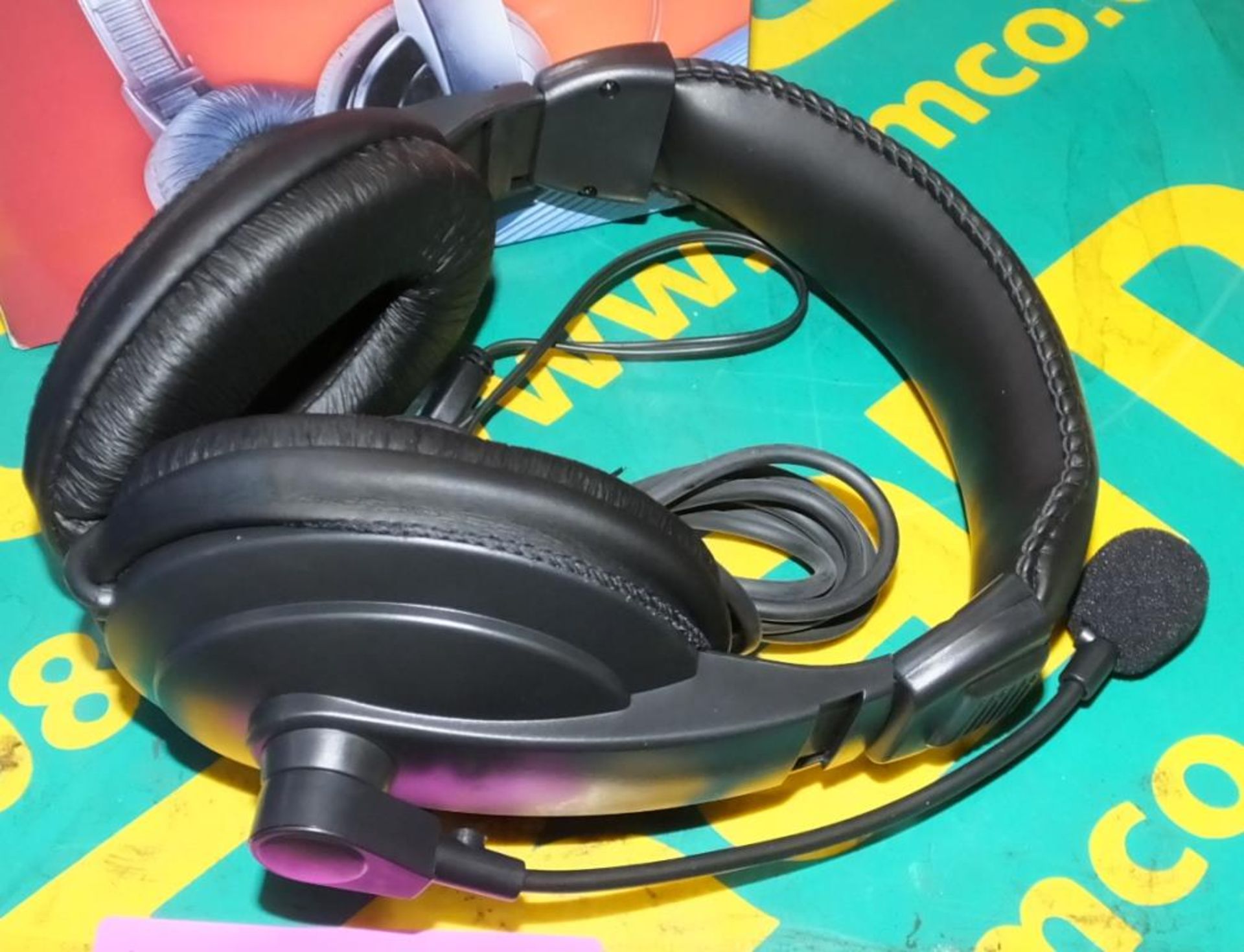 2x HS-206 Dynamic Combo Headphones - Image 2 of 2