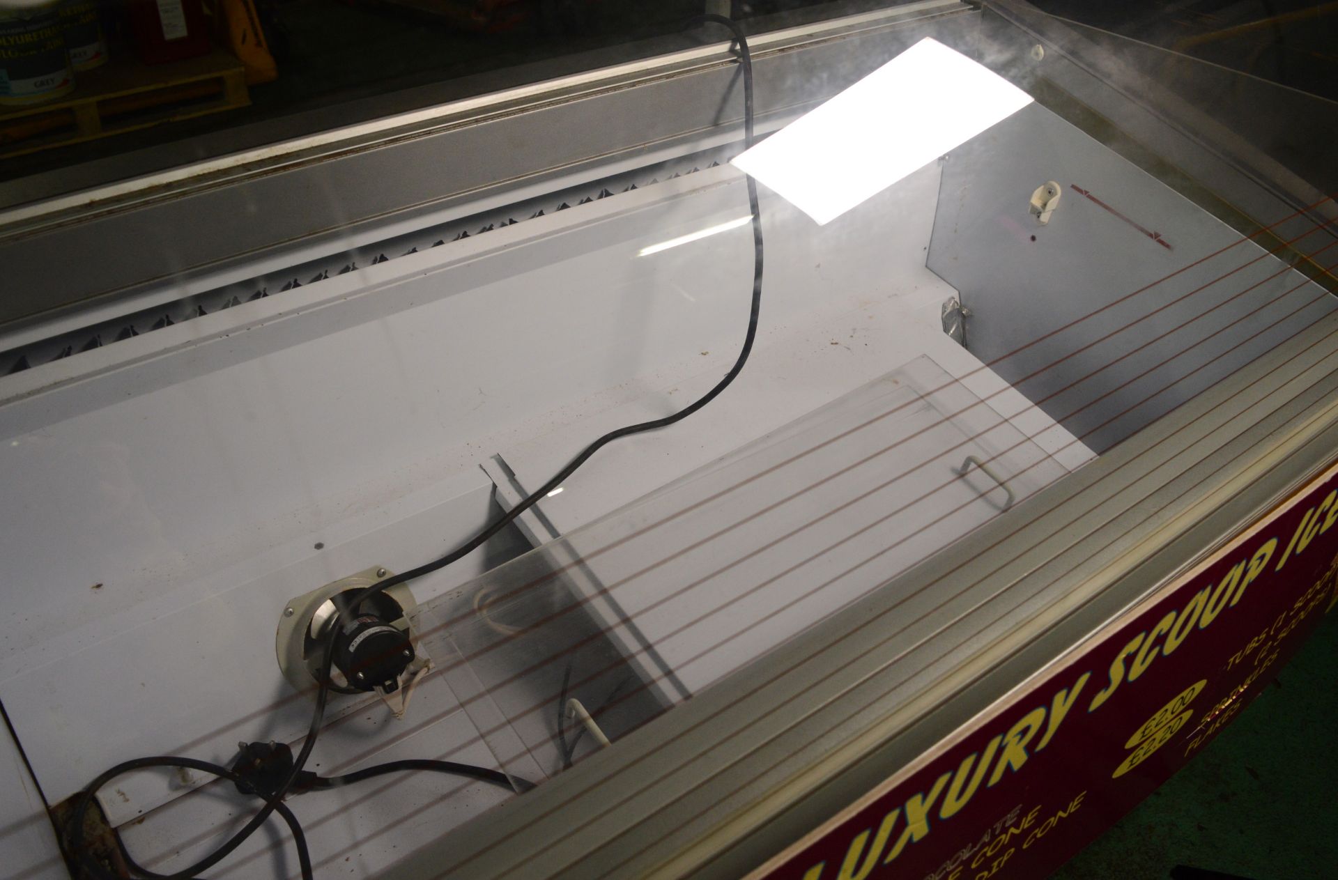 Refrigerated Ice Cream Scoop Counter W1300mm. - Image 2 of 2