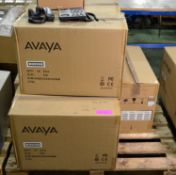 96x Avaya E129 Deskphones.