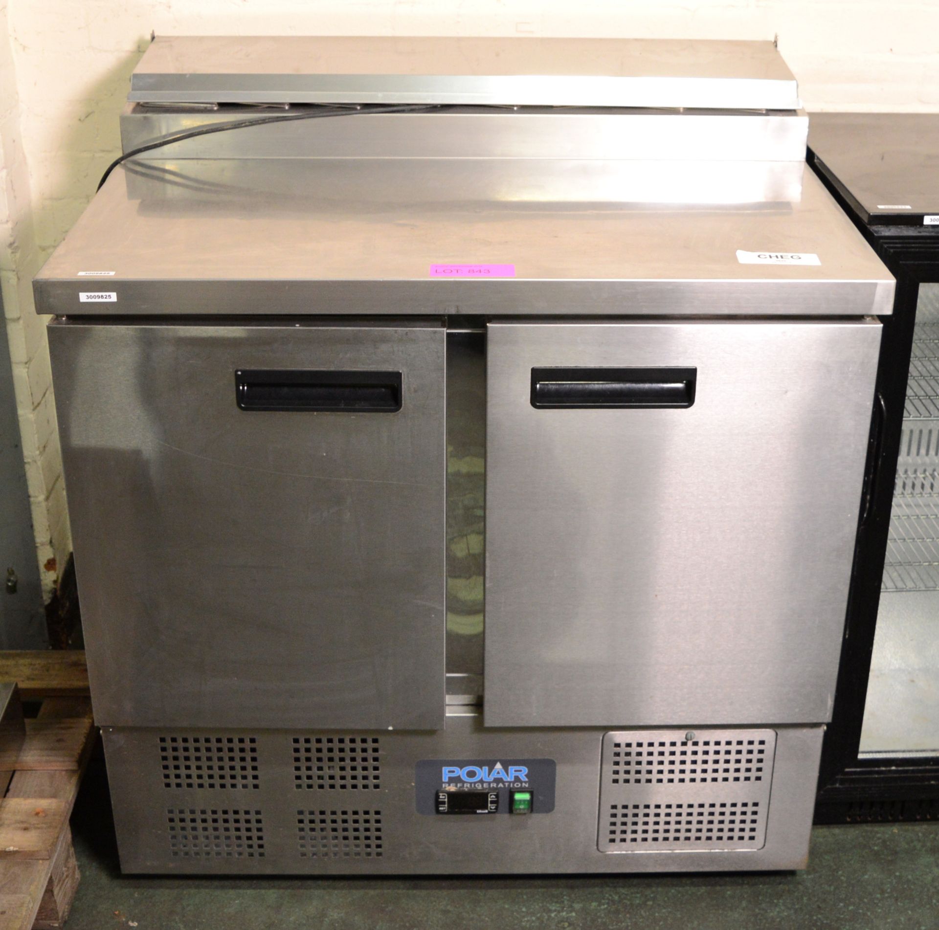 Polar Refrigerated Pizza/Salad Counter W900 x D700 x H1010mm.