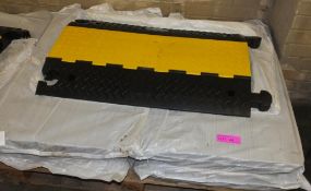 5x Lengths of Cable Rubber Ramp Protectors