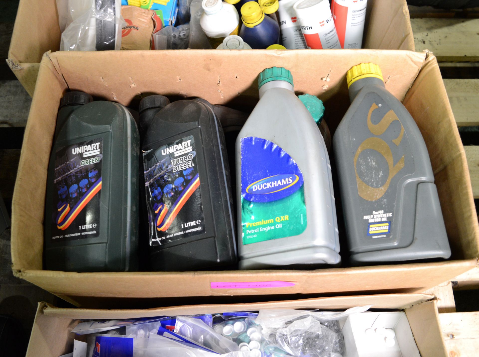 3x Boxes of Garage Consumables inc Oil & Grease. - Image 3 of 4