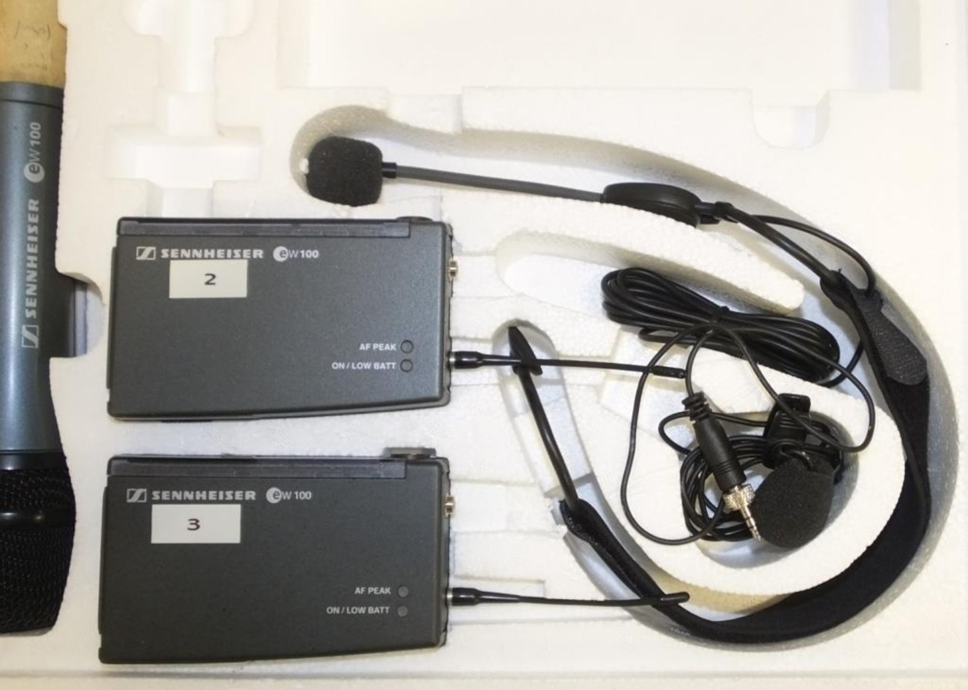 Senheiser EW152 Wireless Microphone System - Image 2 of 3