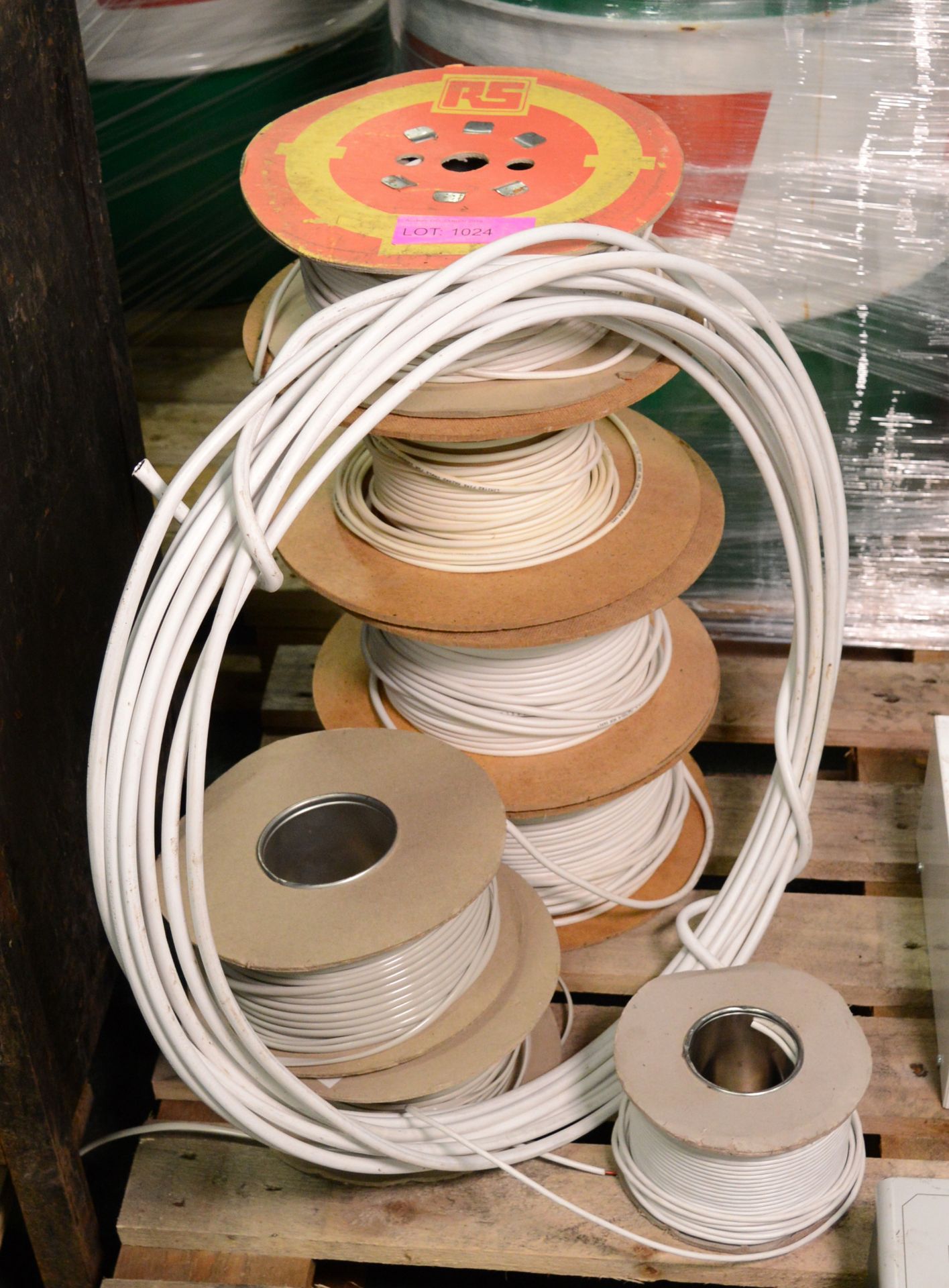 8x Part Reels of Cable.