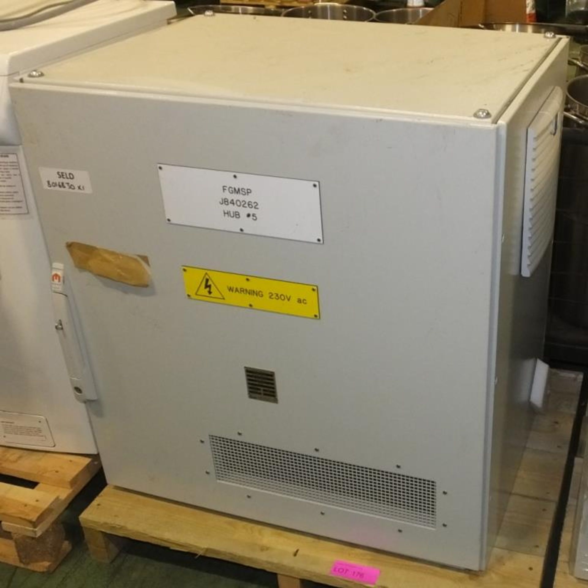 Miron Technologies Electrical Hub Box 92 x 77 x 100 cm