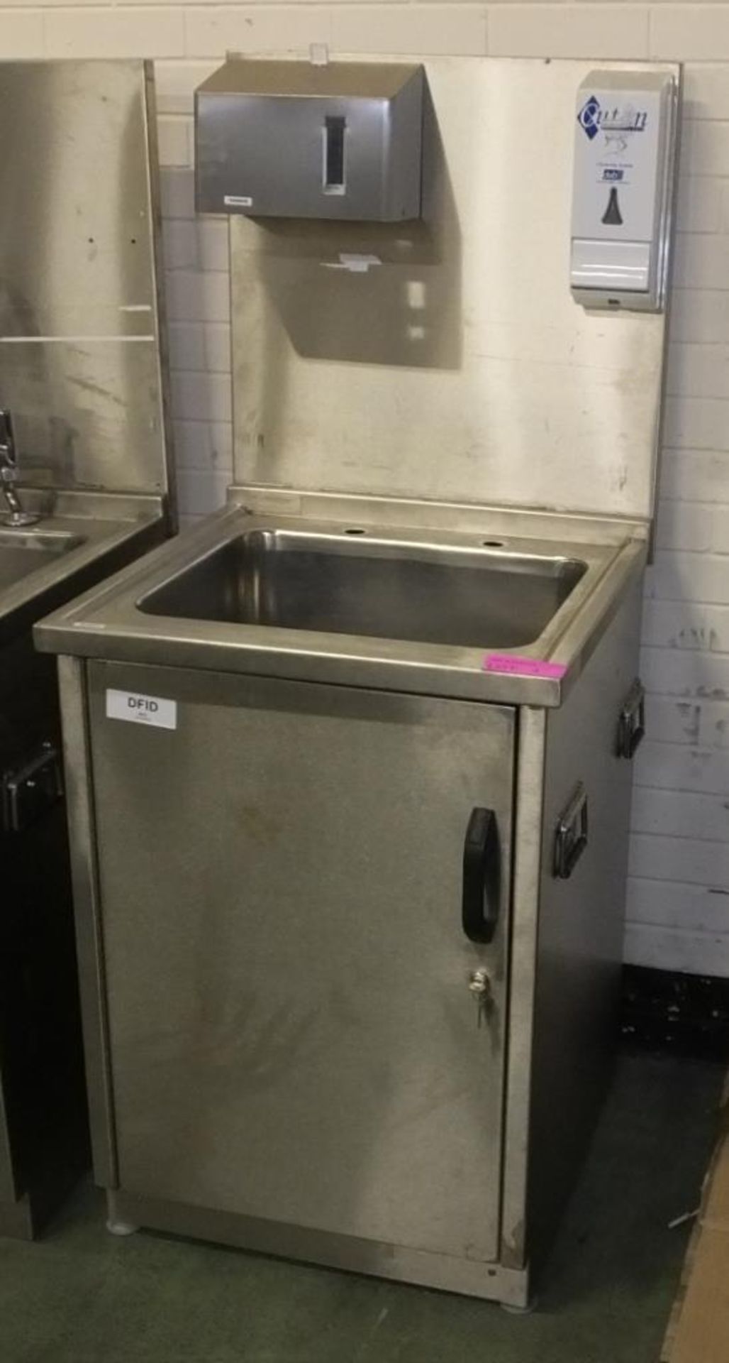 Miltech Sink Single Free Standing No Taps L630 x W640 x H1520mm