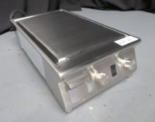 SemiPro countertop induction Teppanyaki, model RMBSTIFT35,1 phase