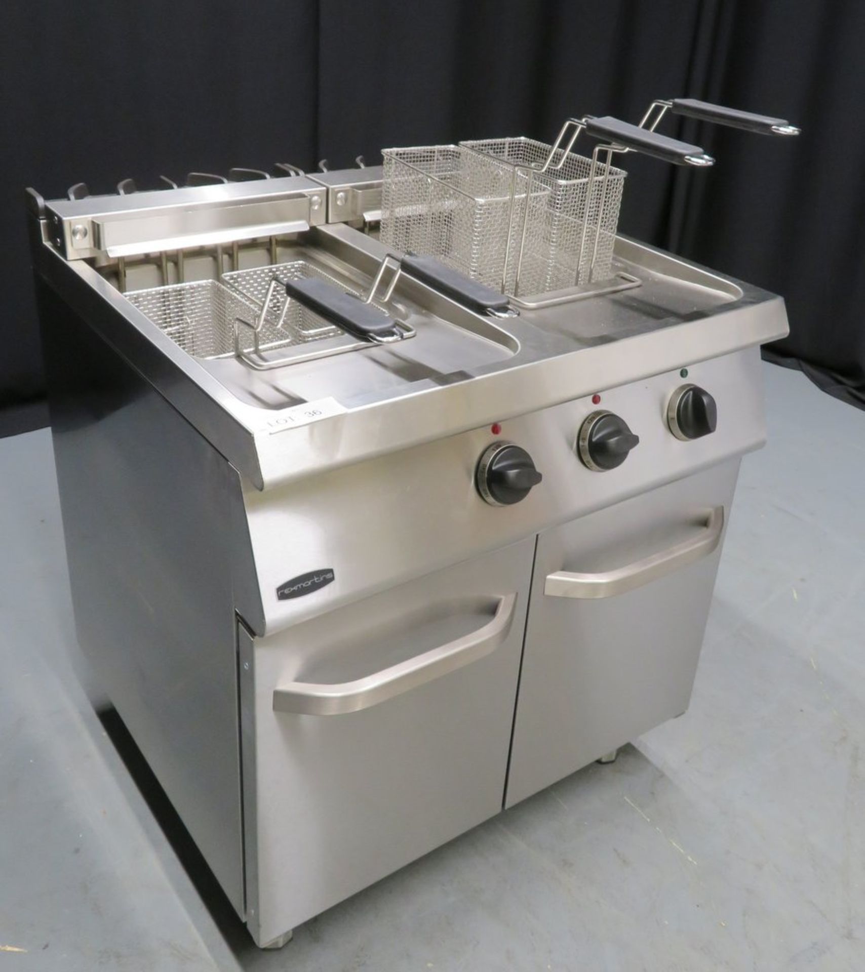 Heavy duty twin tank fryer with cupboard, model G7F200E, 3 phase, brand new no box