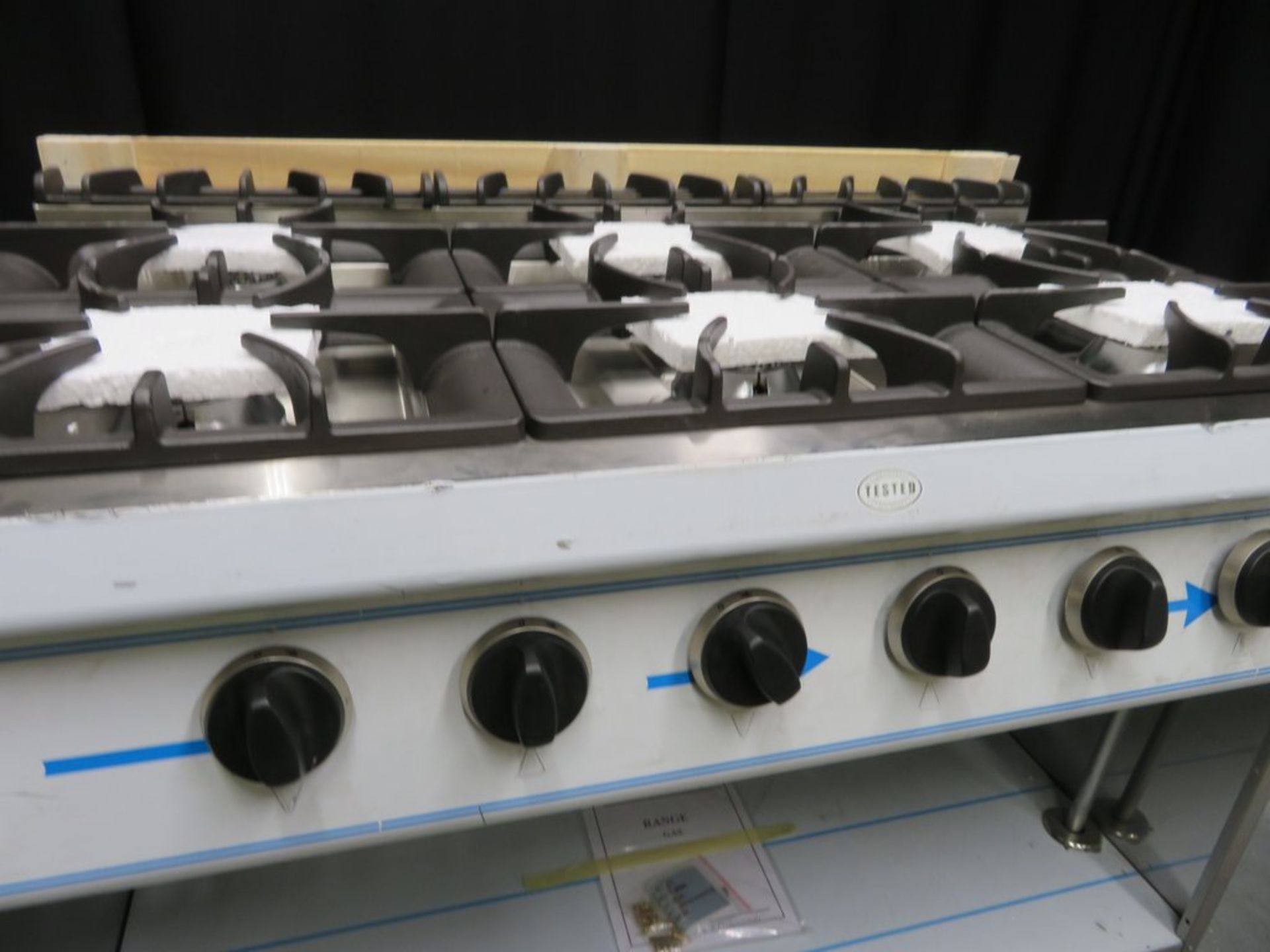 Heavy duty 6 burner boiling top, model G7K201G, gas, brand new & boxed - Image 5 of 10