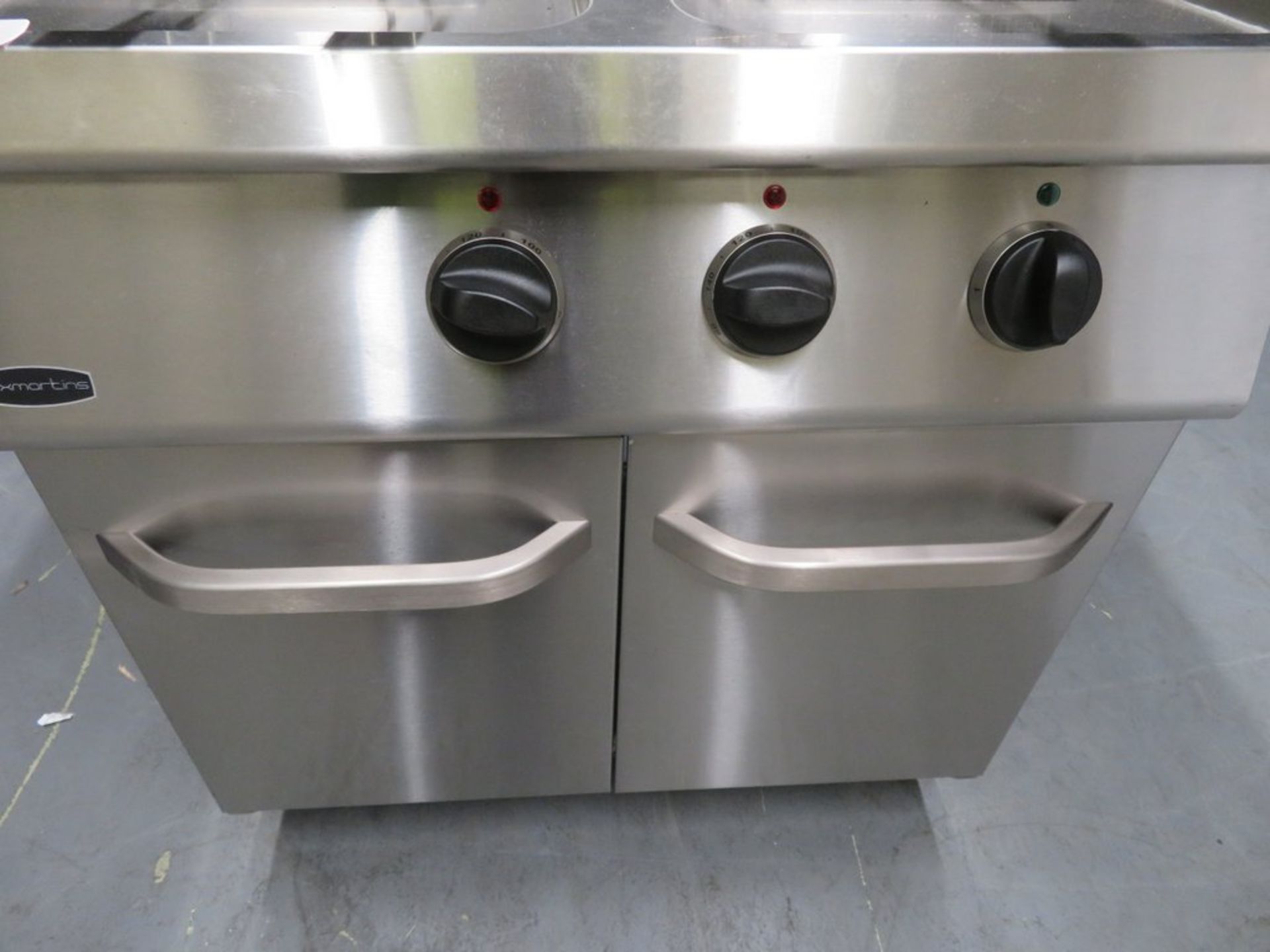 Heavy duty twin tank fryer with cupboard, model G7F200E, 3 phase, brand new no box - Image 8 of 12