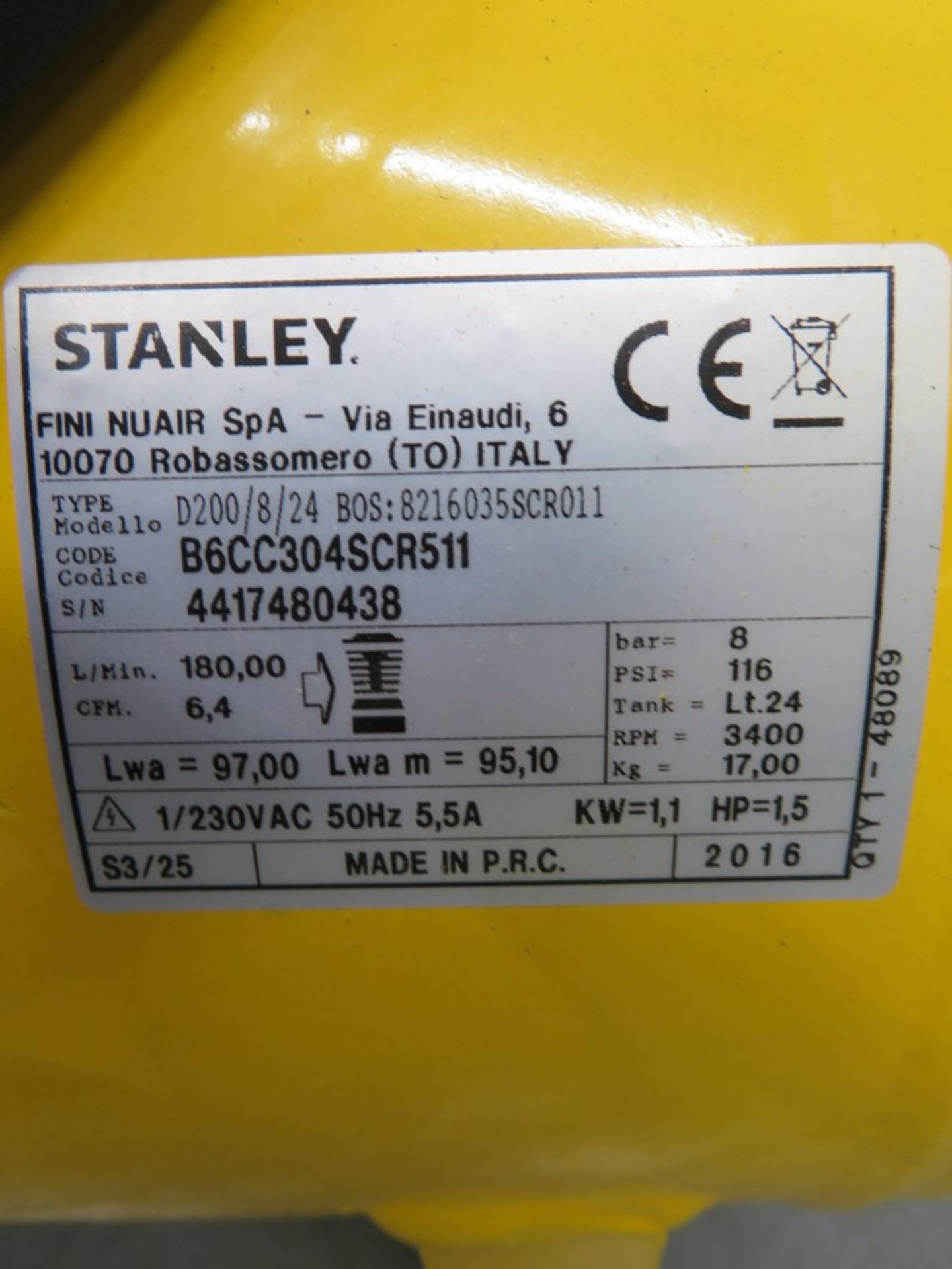 Stanley 24 Litre Electrical Air Compressor, With Accessories Kit. Model: 8216035SCR011. 230v. - Bild 6 aus 14