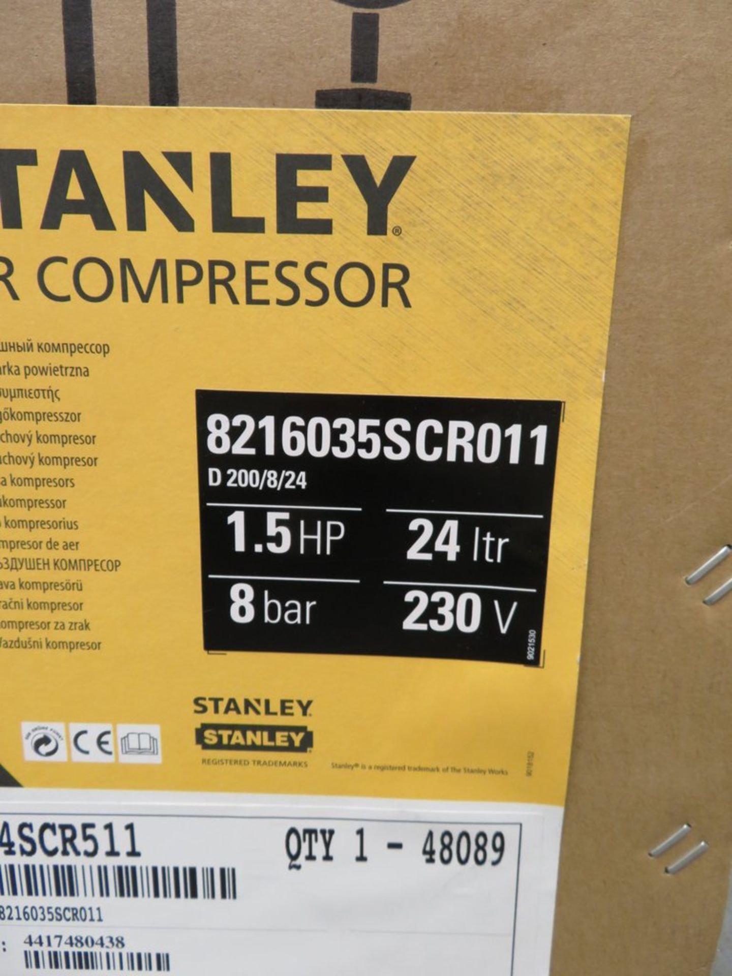 Stanley 24 Litre Electrical Air Compressor, With Accessories Kit. Model: 8216035SCR011. 230v. - Bild 14 aus 14