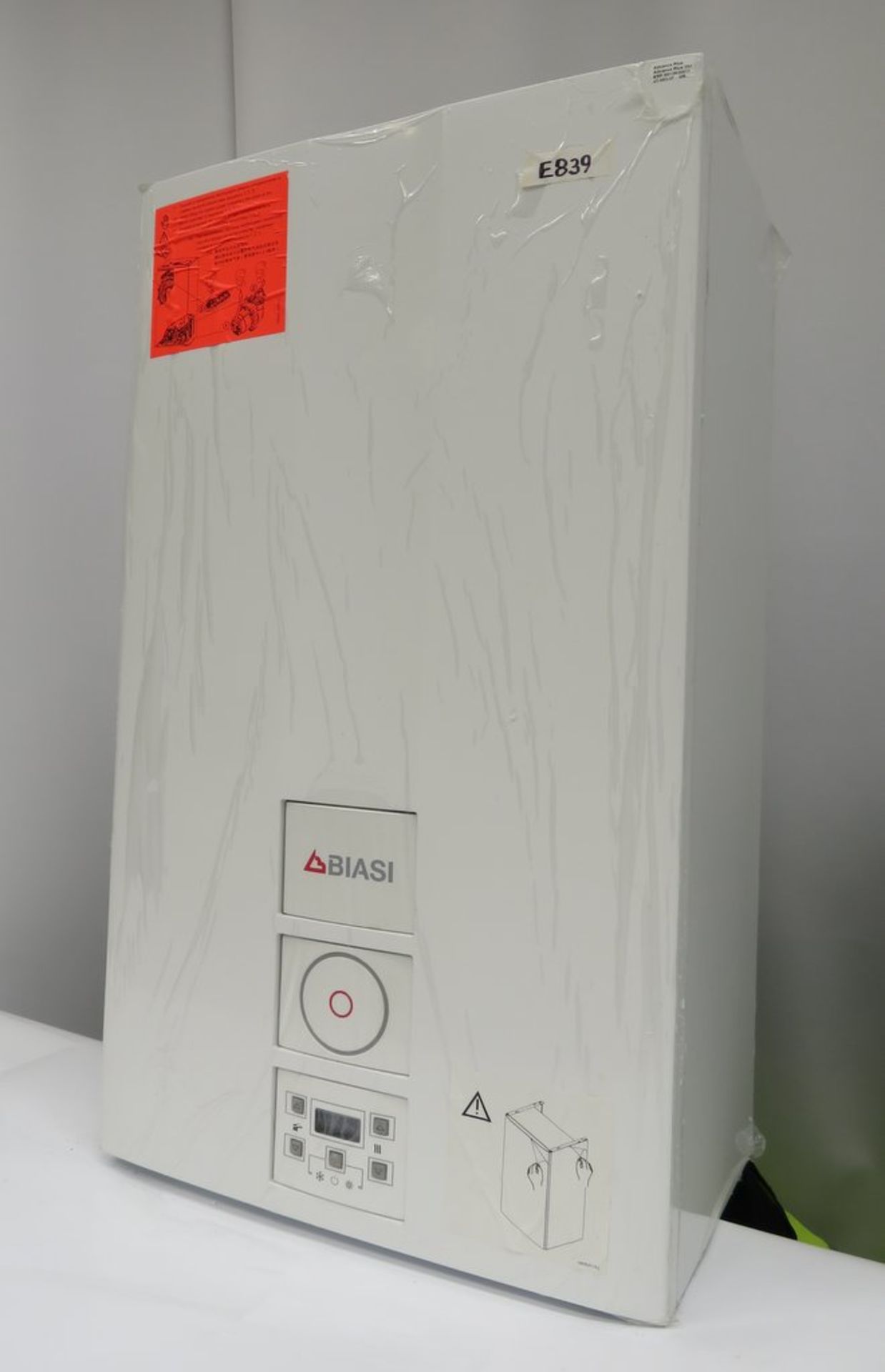 Biasi 35Kw Combi Boiler. Model: Advance Plus 35C ERP. - Image 2 of 12