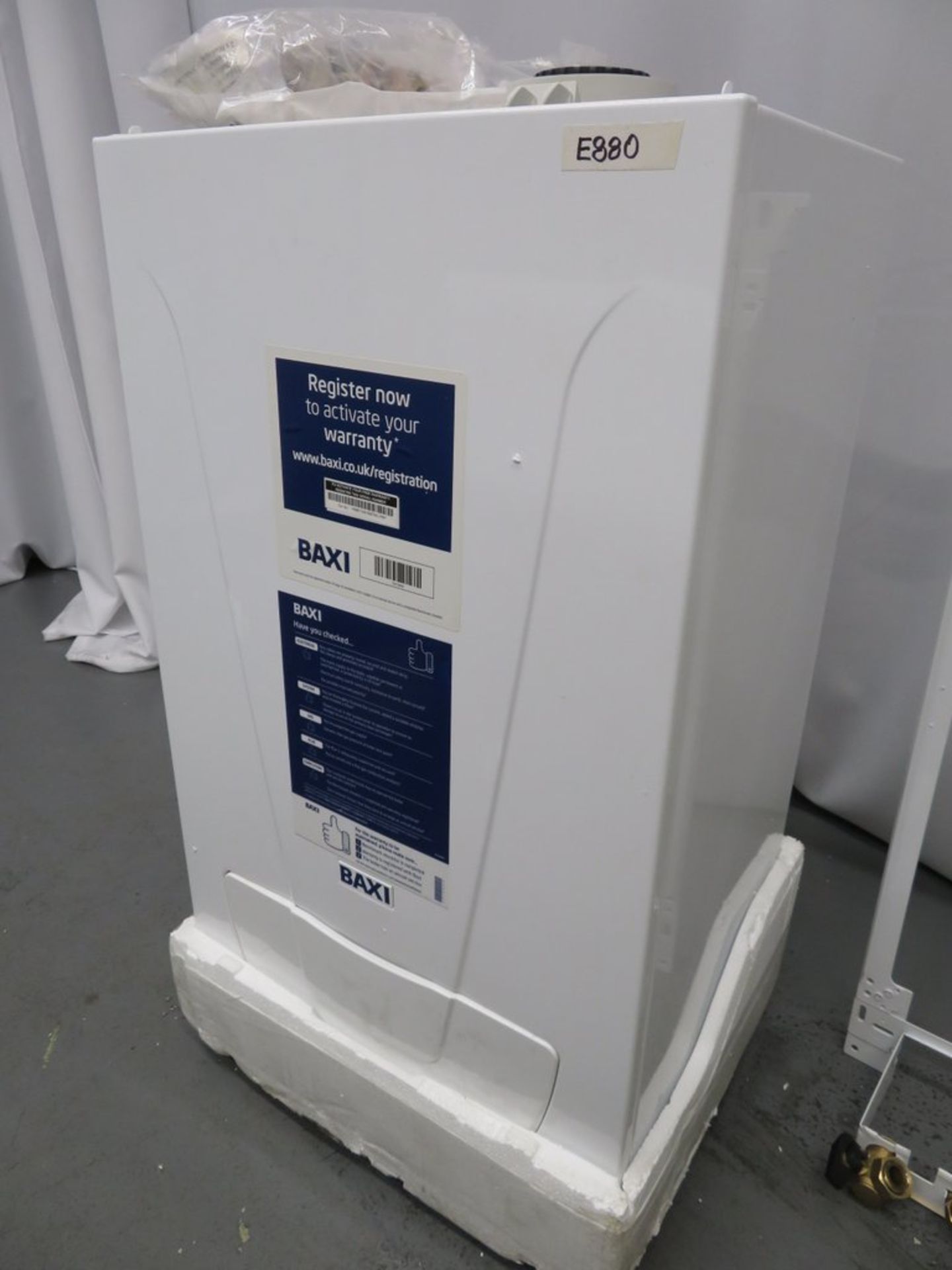 Baxi 40kw Eco Blue Advance Wall Mounted High Efficiency Boiler. Model: Advance 40 Combi. - Image 3 of 19