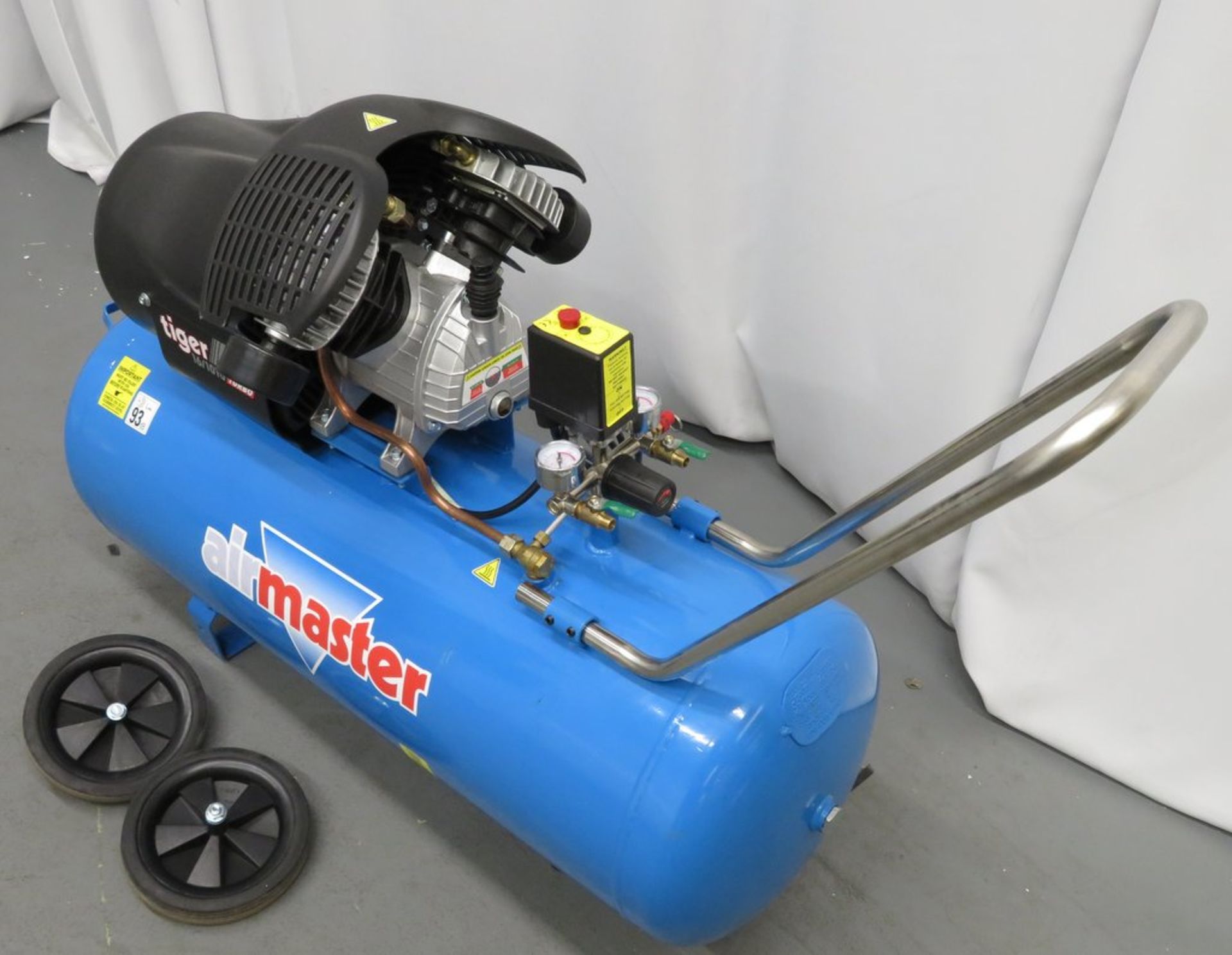 Airmaster Tiger 3hp 100 Litre Air Compressor. Model: 16/1010. - Image 3 of 11