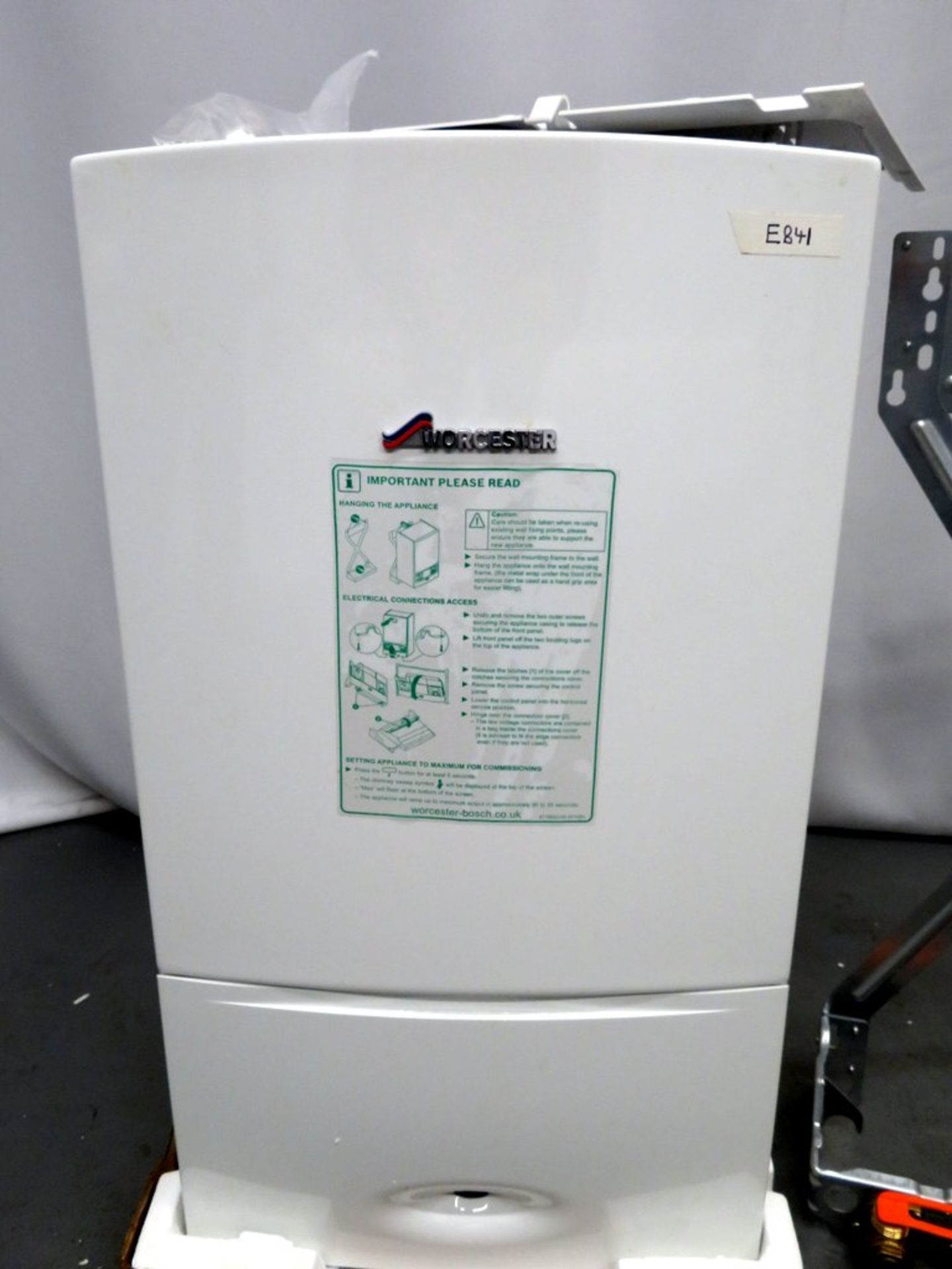 Worcester Bosch Group 30kw Gas Fired Condensing Boiler. Model: Greenstar 30i. - Image 3 of 14